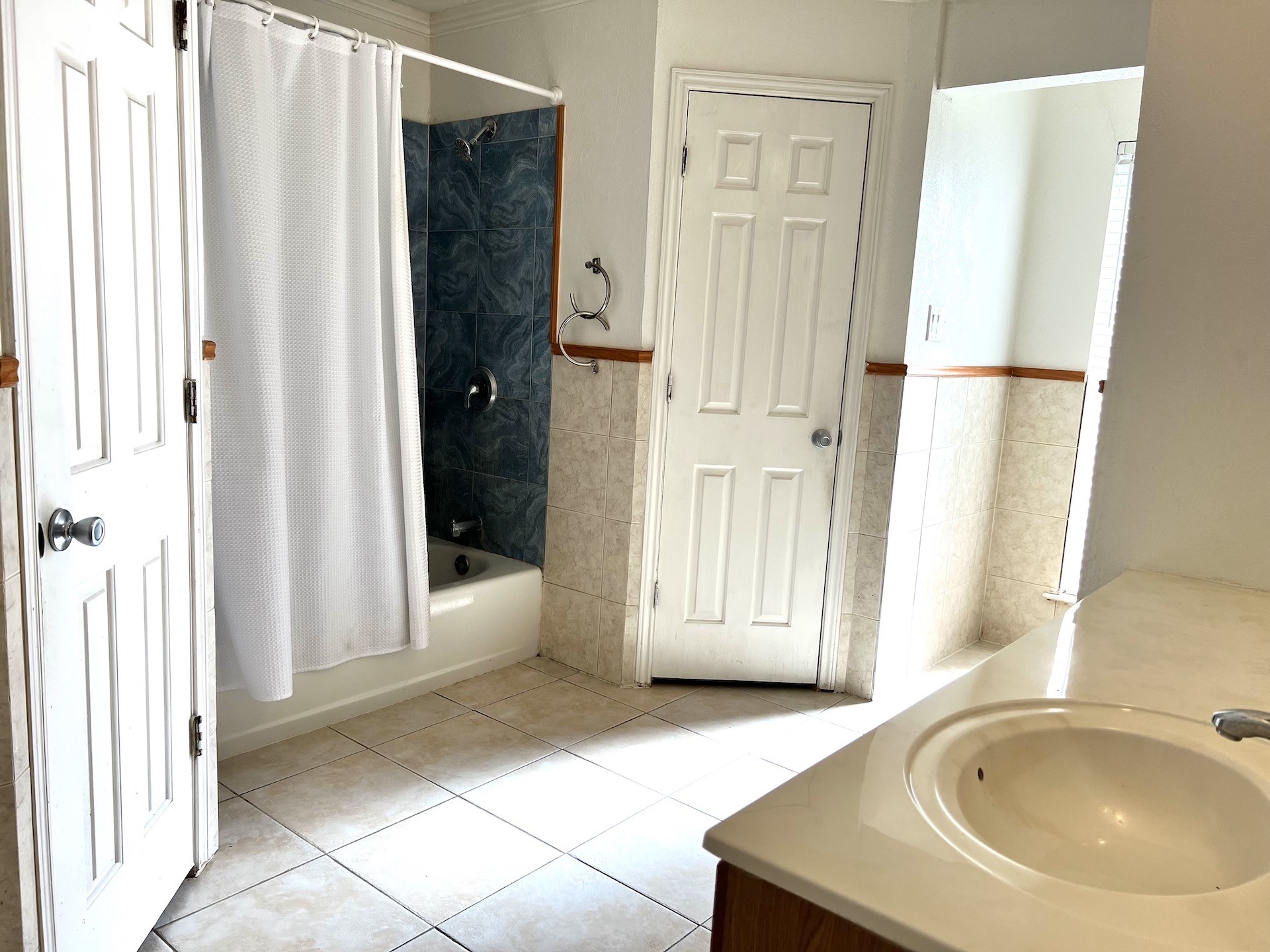 6704 Spoonwood Lane Fort Worth TX 76137