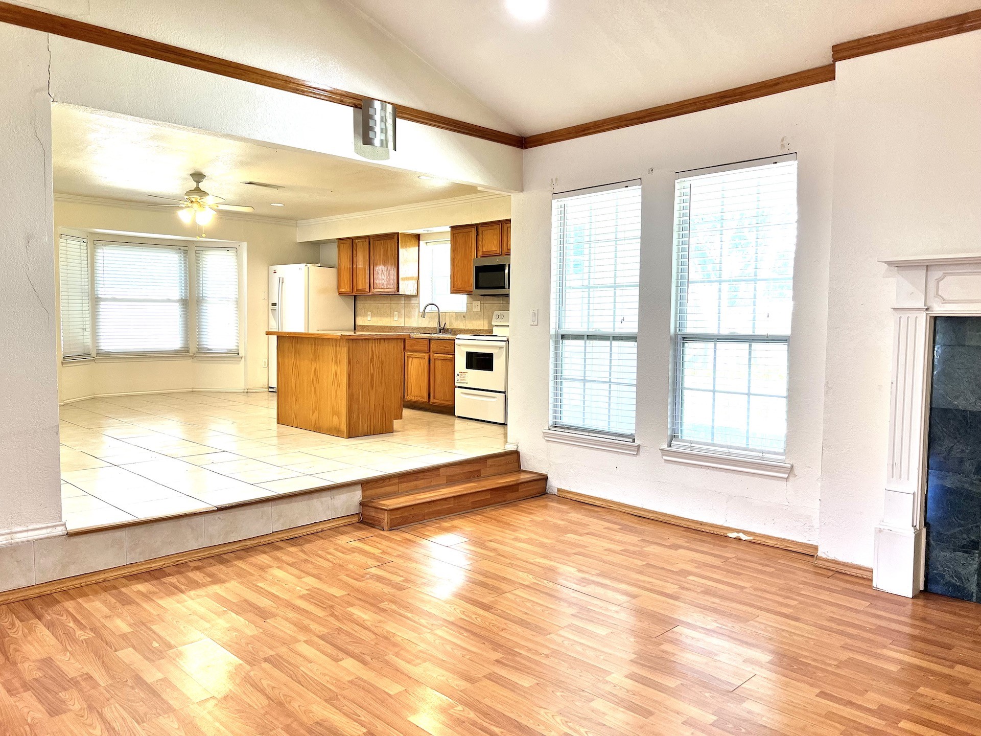 6704 Spoonwood Lane Fort Worth TX 76137