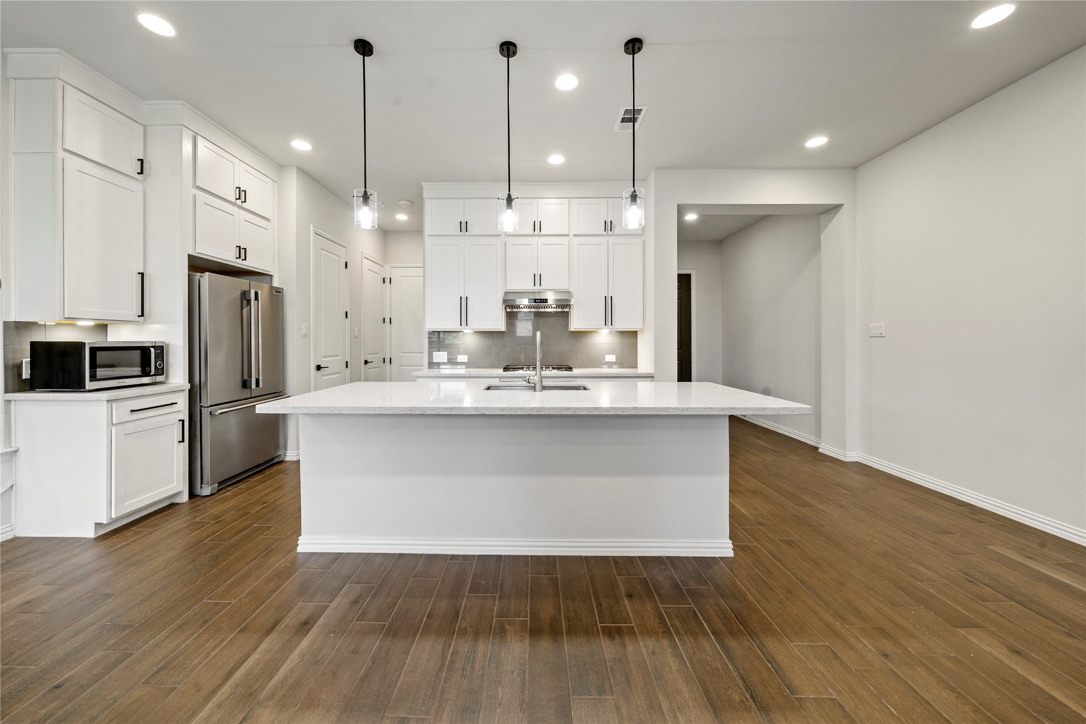 17769 Shumard Oak Drive Dallas TX 75252