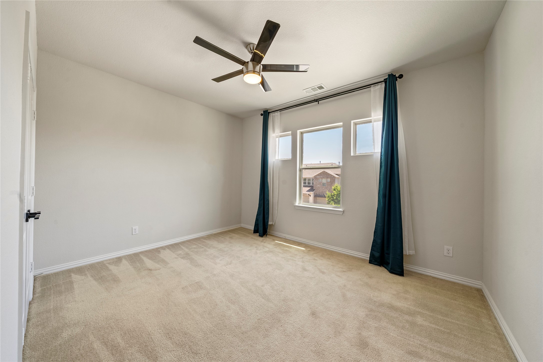 17769 Shumard Oak Drive Dallas TX 75252
