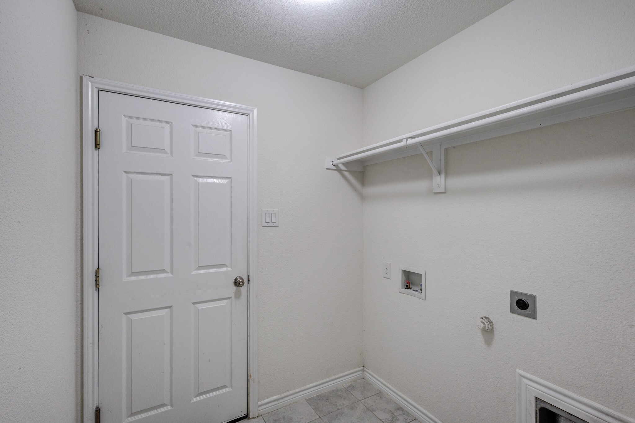 2700 Tobias Lane Aubrey TX 76227