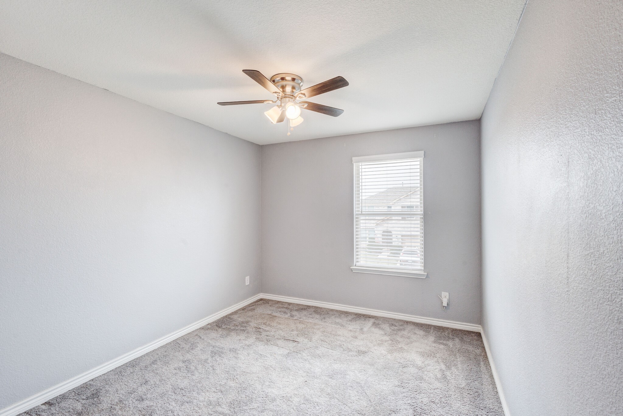 2700 Tobias Lane Aubrey TX 76227