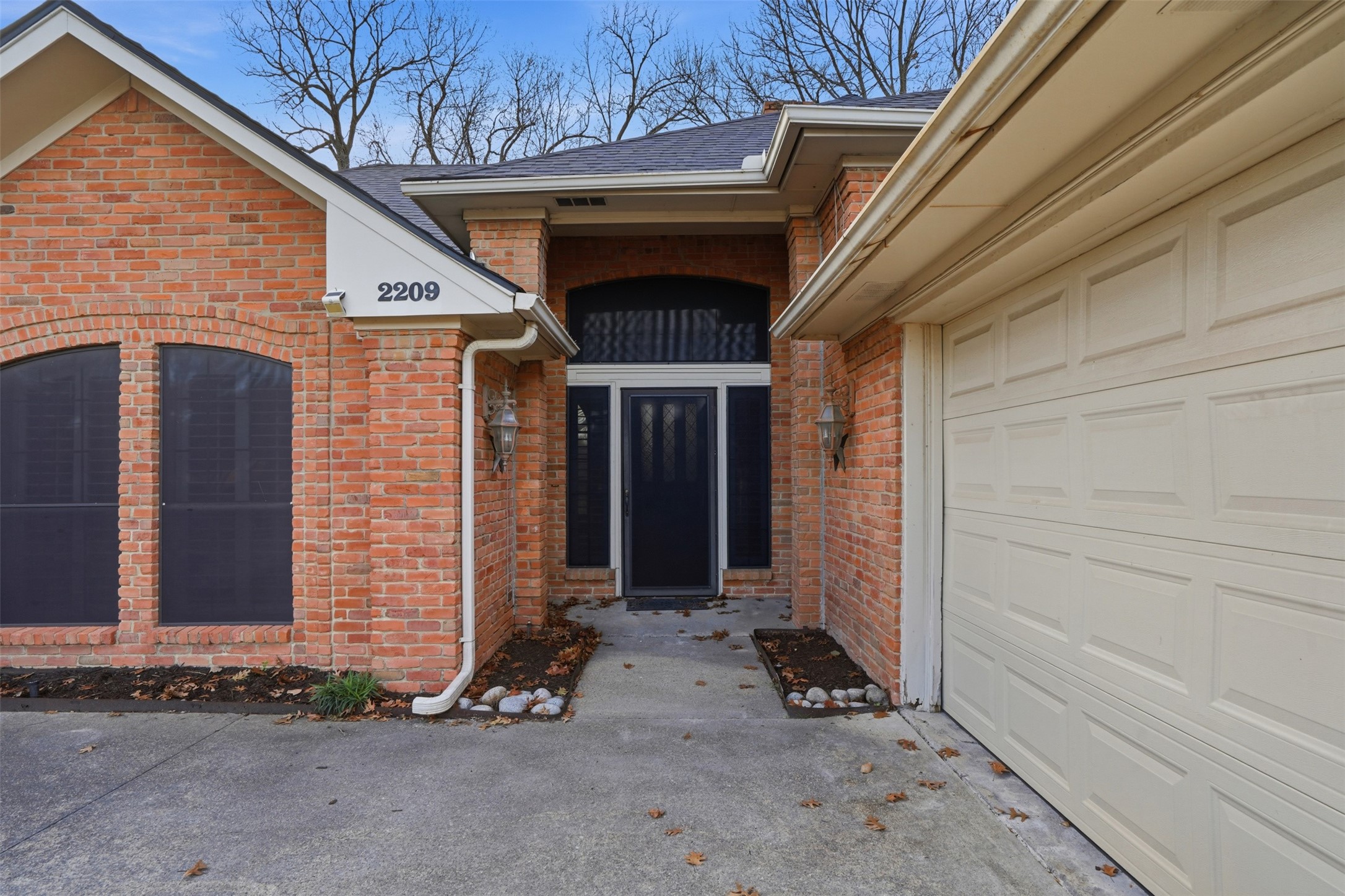 2209 Fulton Drive Garland TX 75044