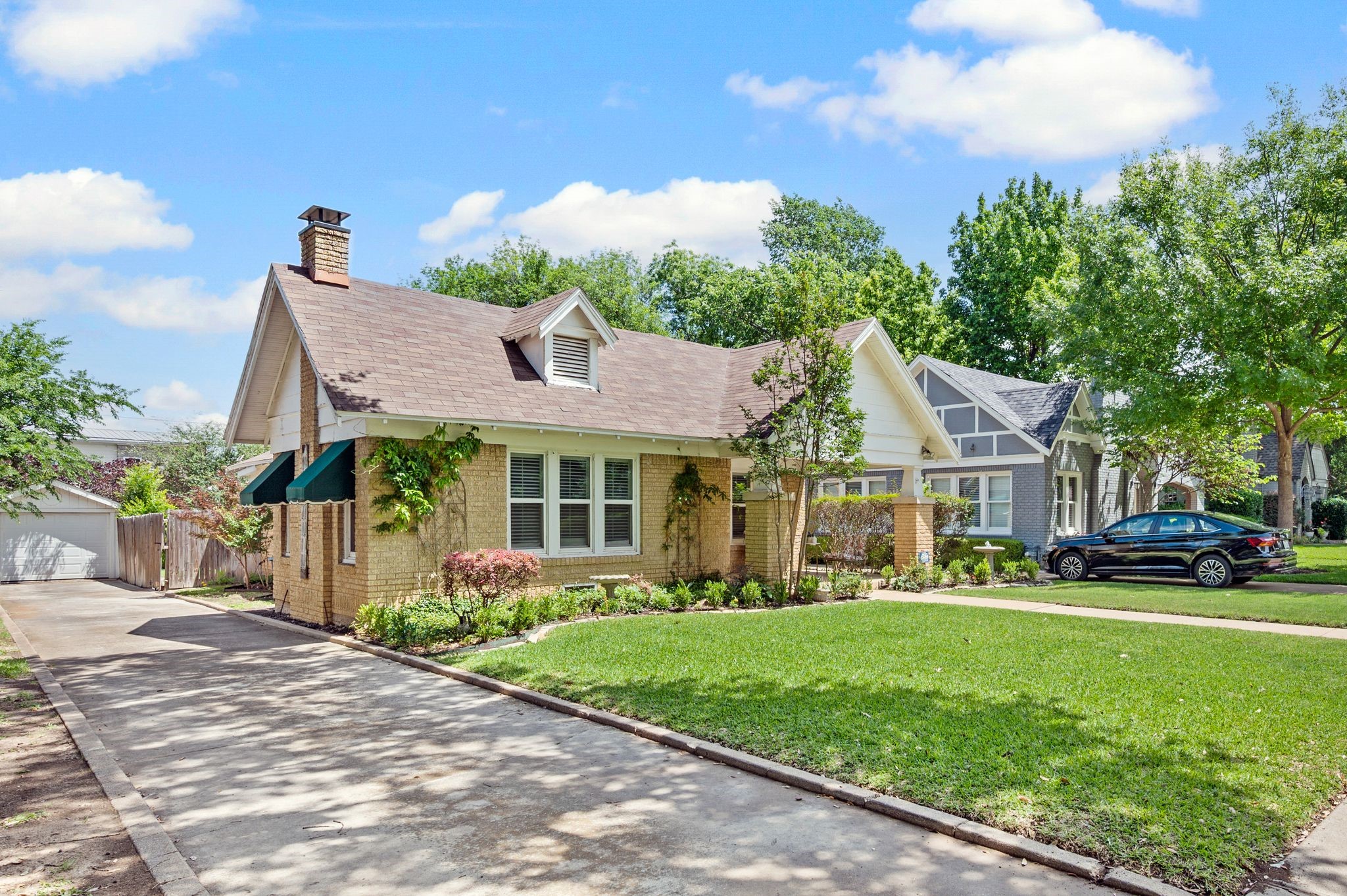 3812 Bunting Avenue Fort Worth TX 76107