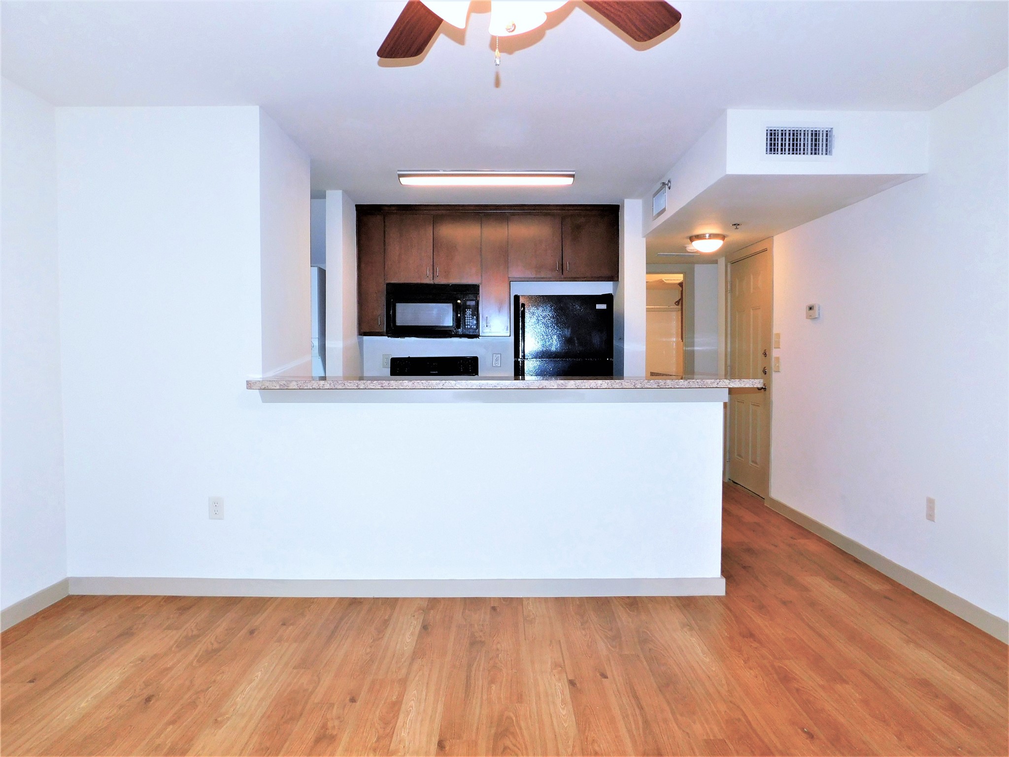 1512 N Elm Street Denton TX 76201