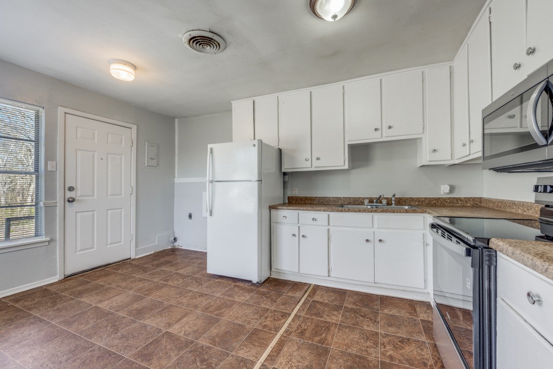 7 Pershing Drive Denison TX 75020