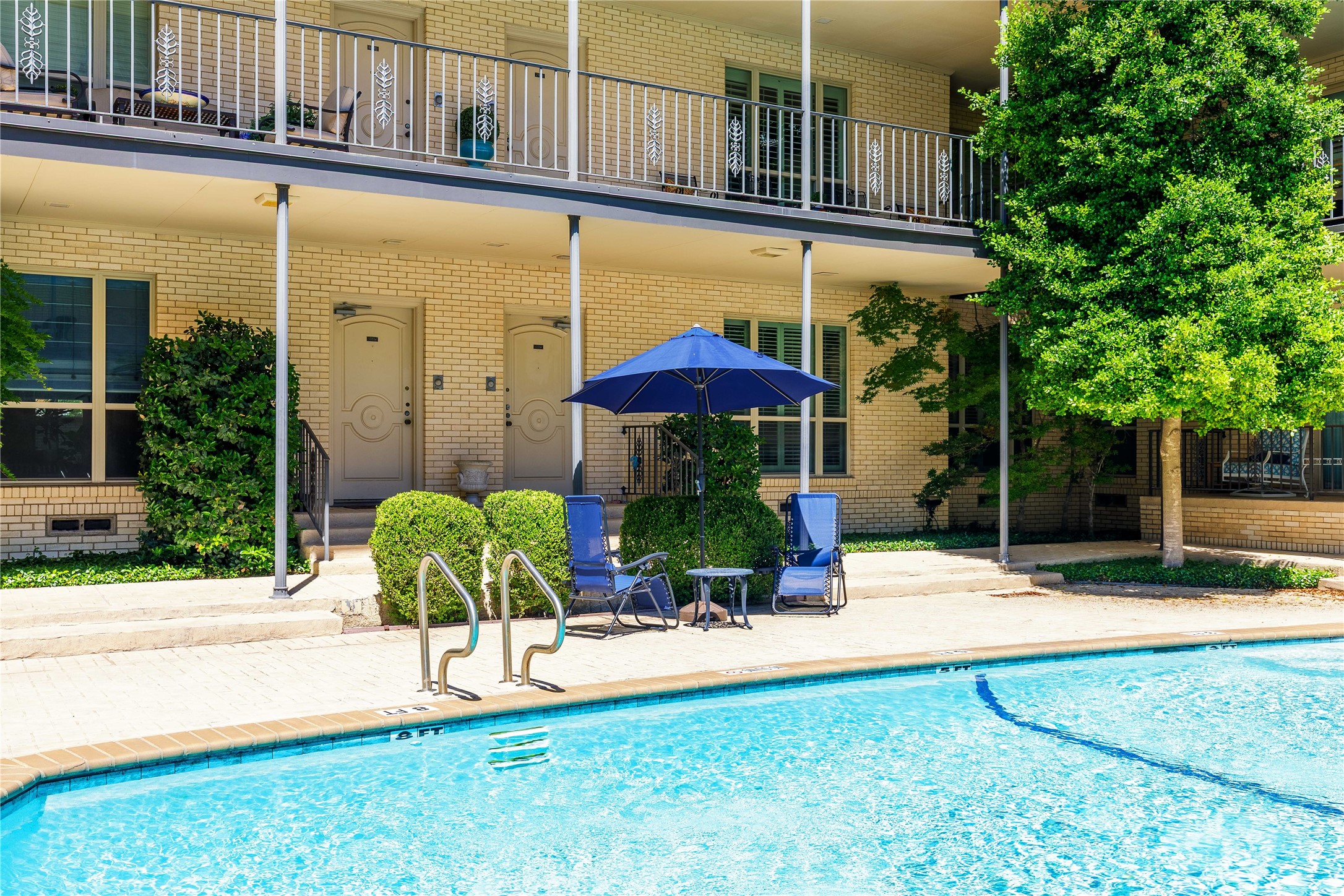 6126 Averill Way Dallas TX 75225