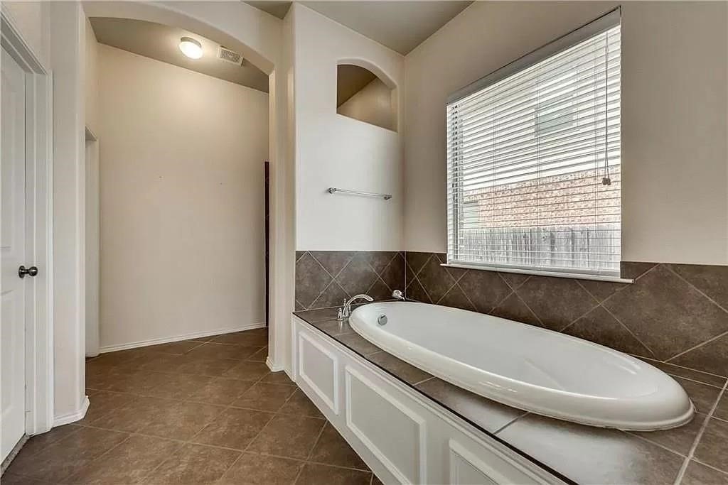 914 Mangrove Drive Fate TX 75087