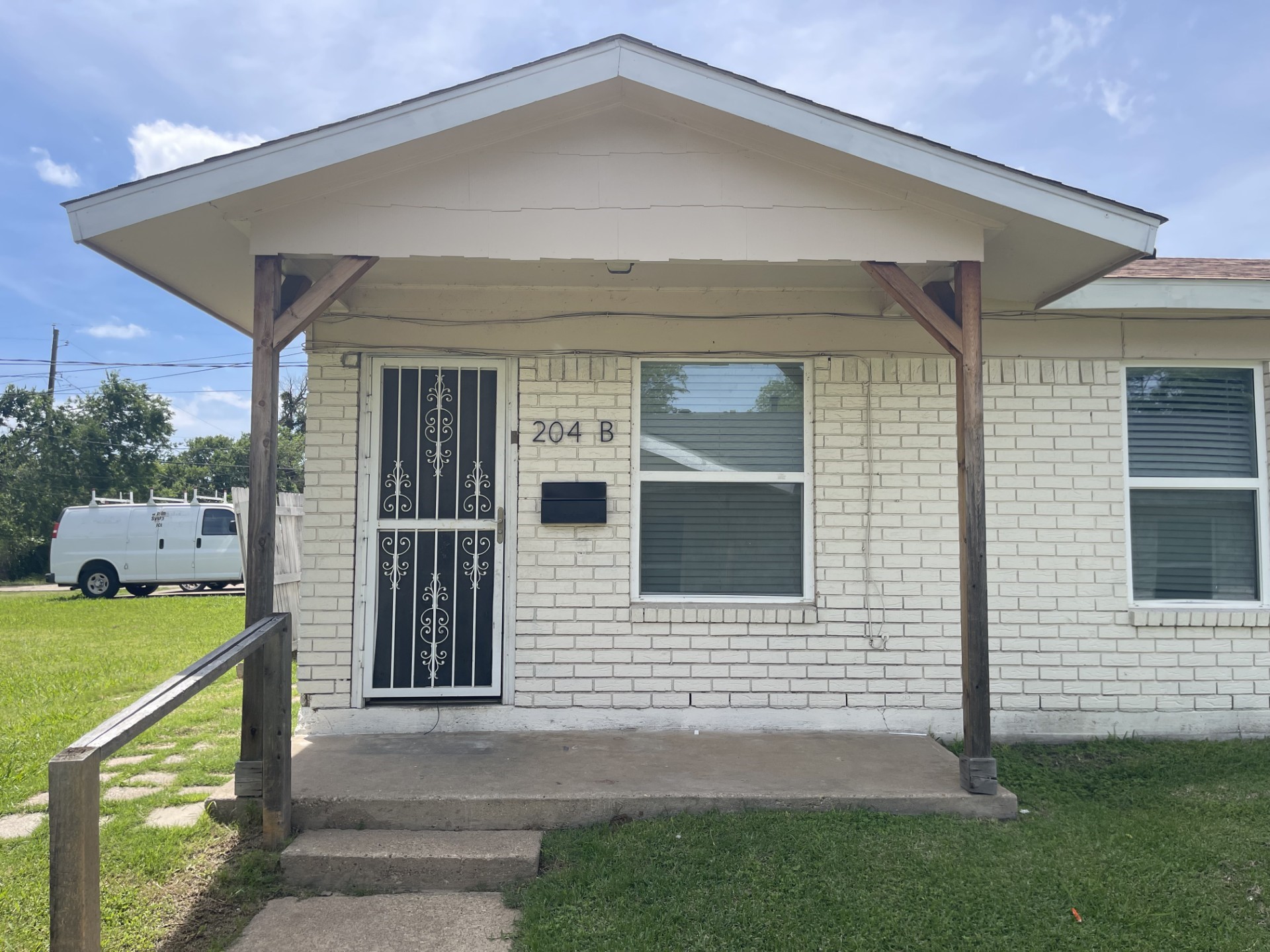 204 Hosack Street Arlington TX 76010
