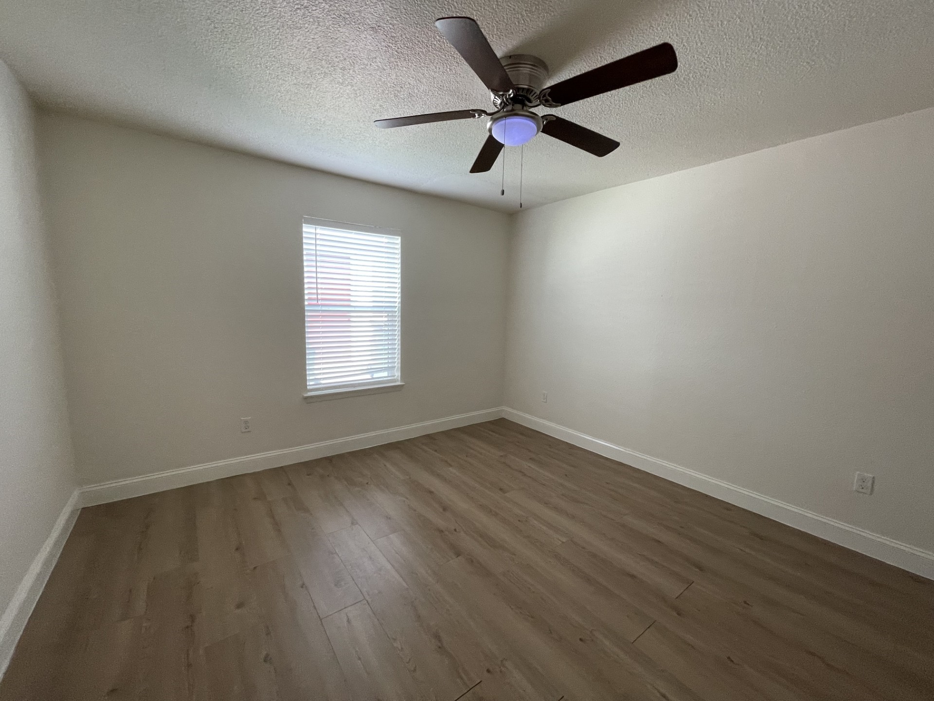 204 Hosack Street Arlington TX 76010