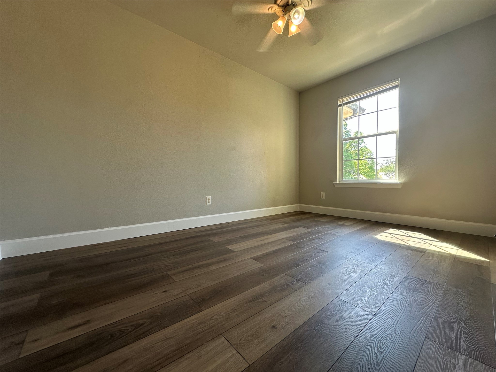 615 N Cleveland Avenue Sherman TX 75090