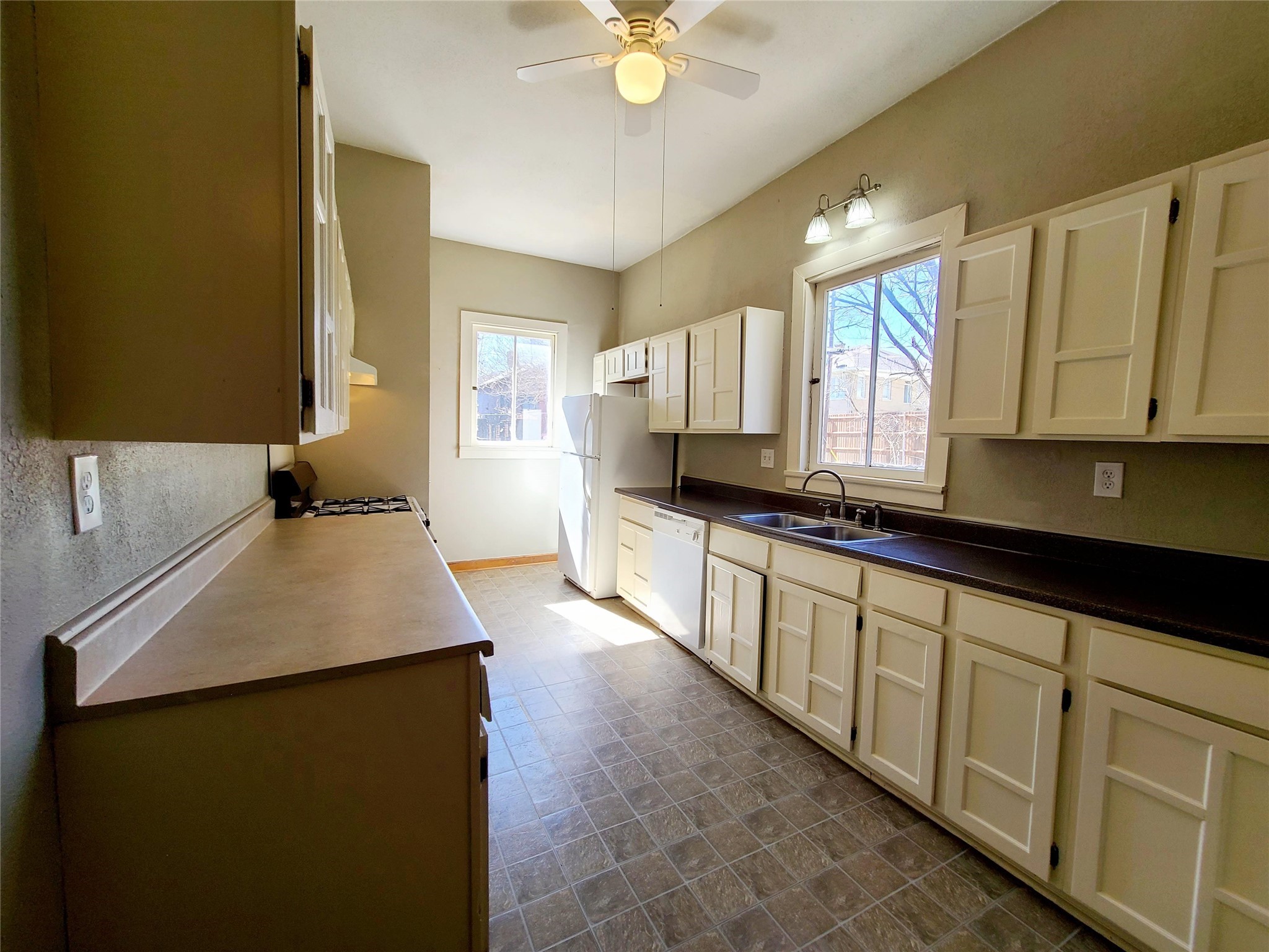 4909 Worth Street Dallas TX 75214