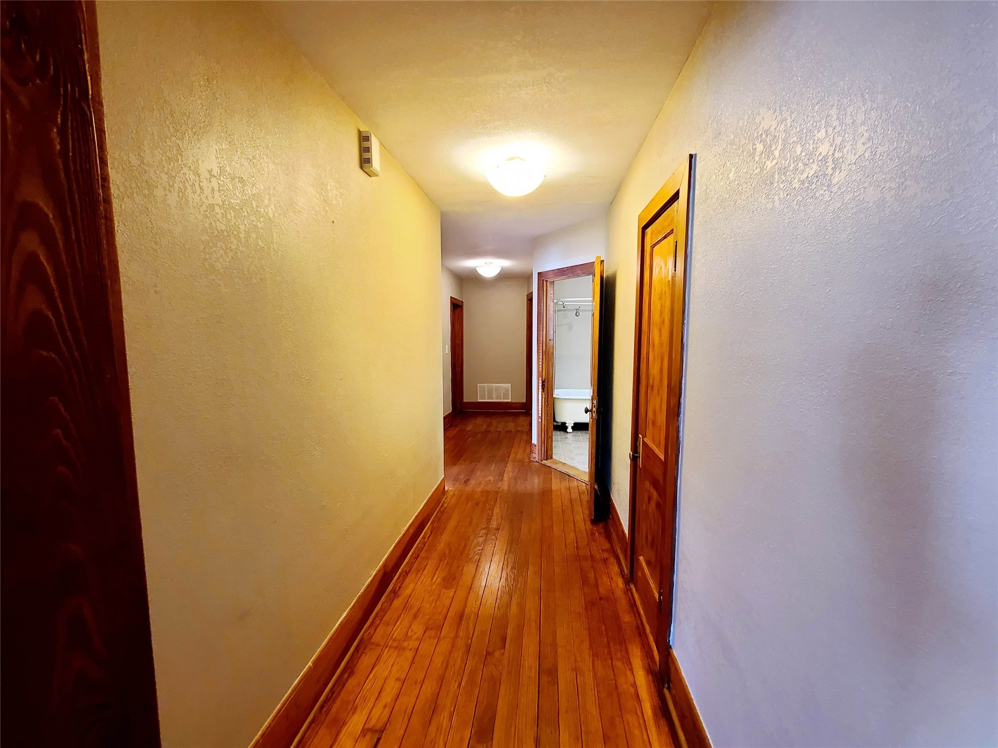 4909 Worth Street Dallas TX 75214