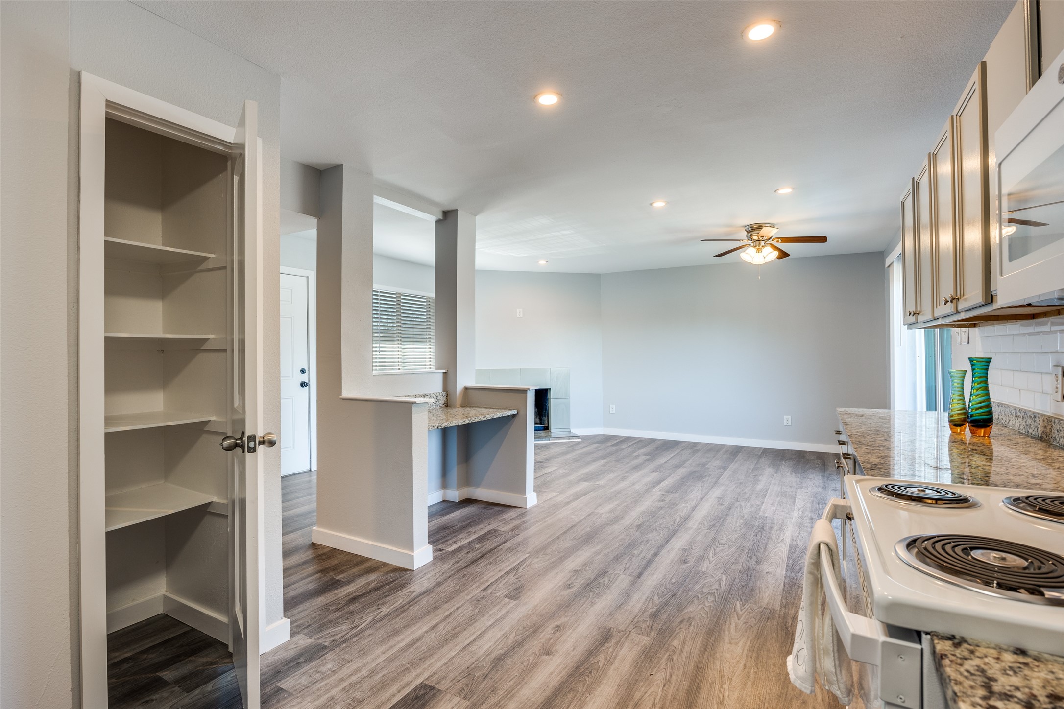 5725 Harvest Hill Road Dallas TX 75230