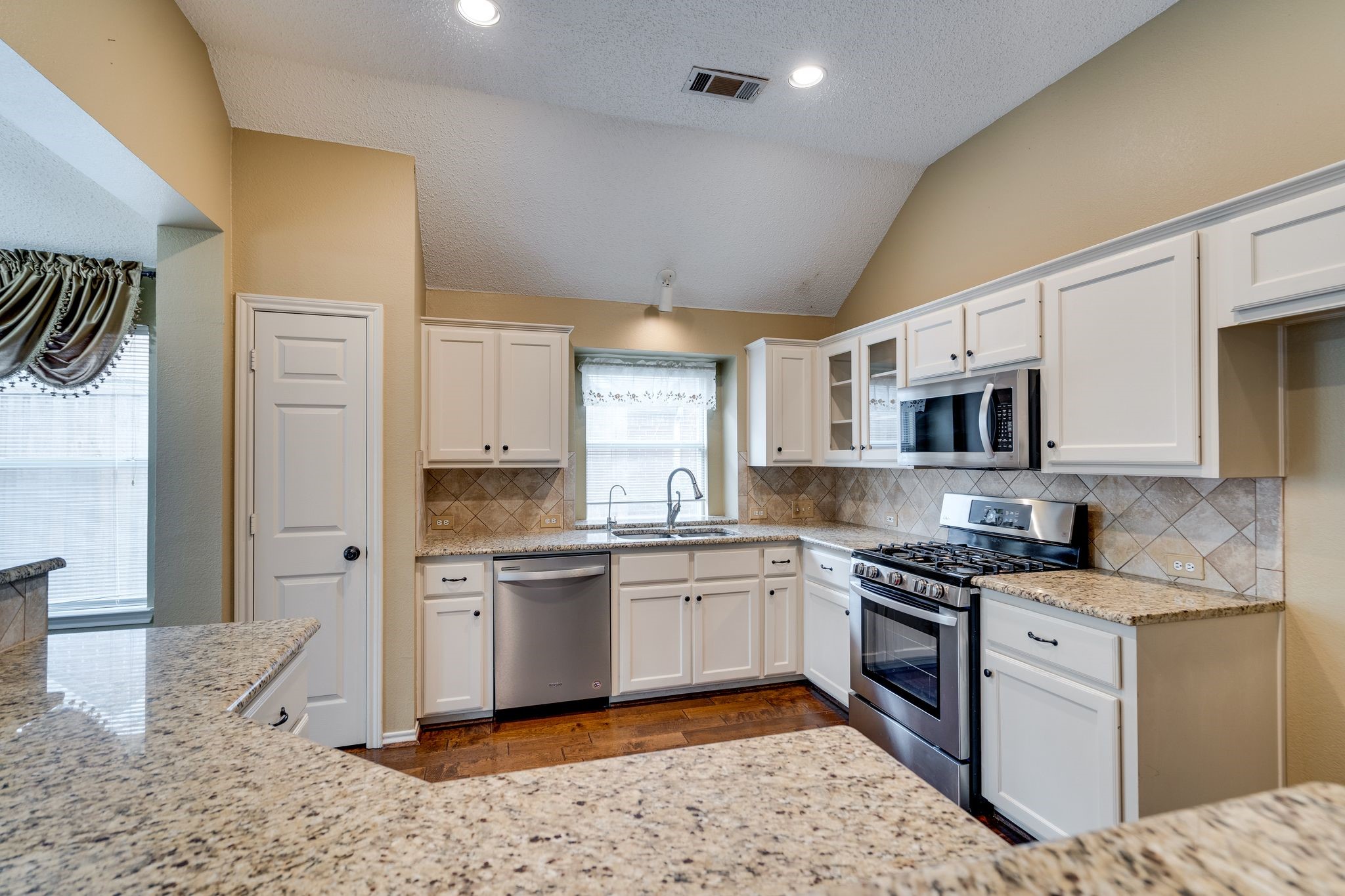 3900 Oak Park Drive Flower Mound TX 75028