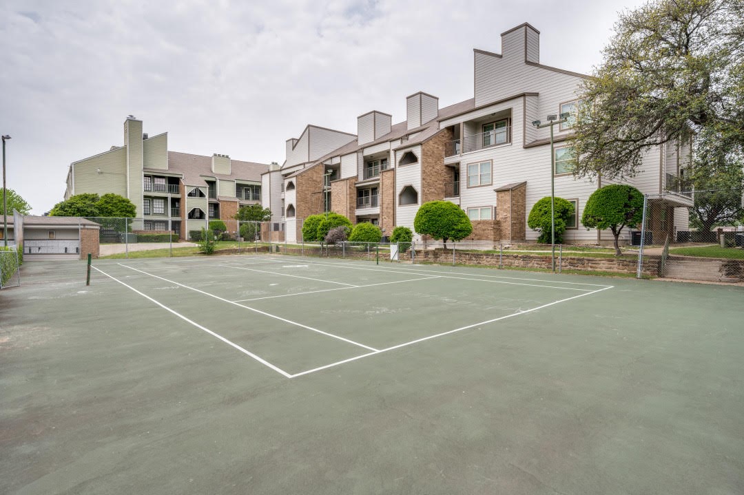 6108 Abrams Road Dallas TX 75231