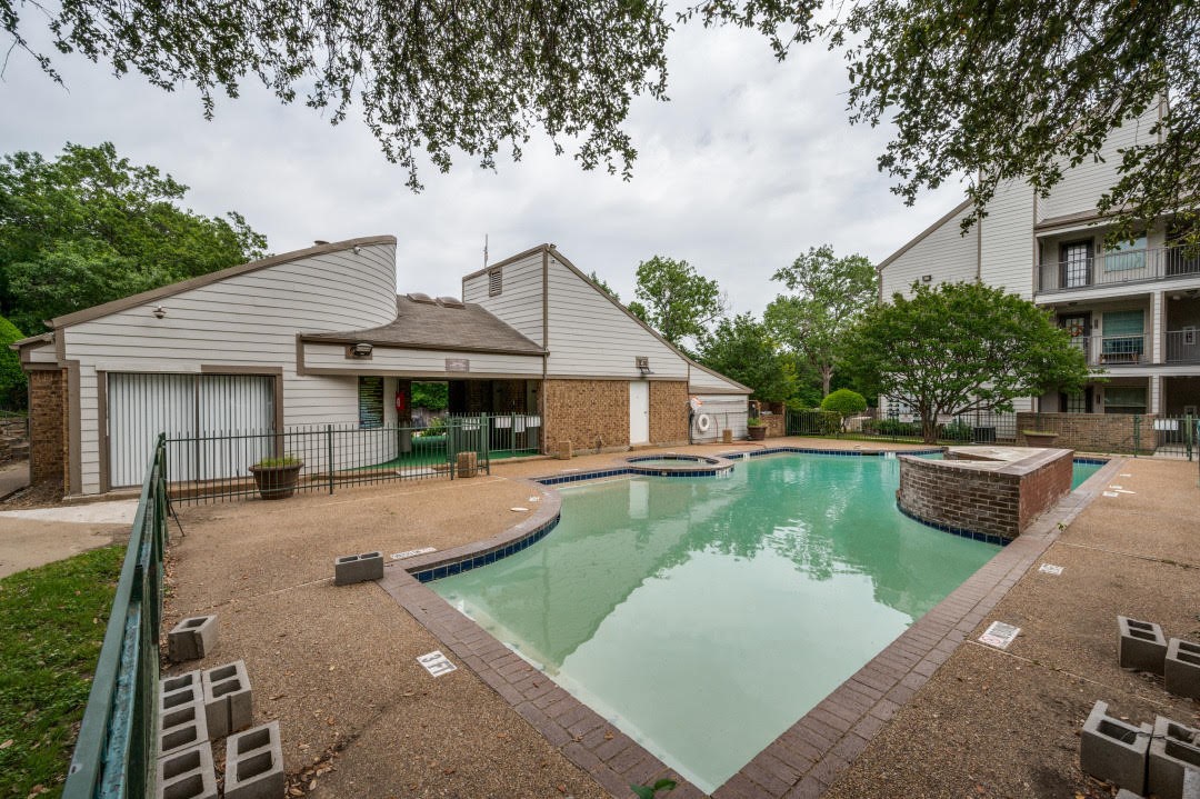 6108 Abrams Road Dallas TX 75231