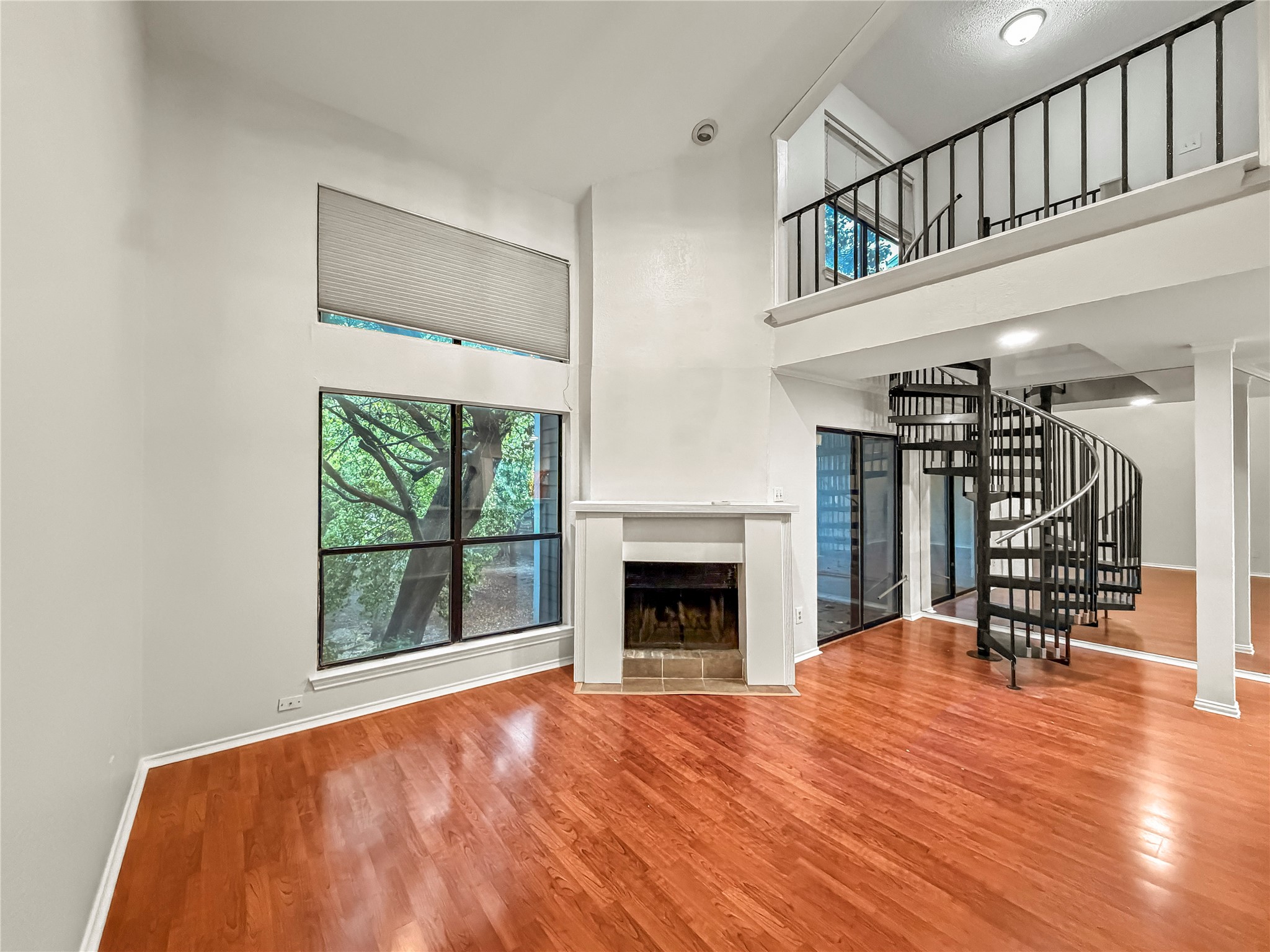 5840 Spring Valley Road Dallas TX 75254