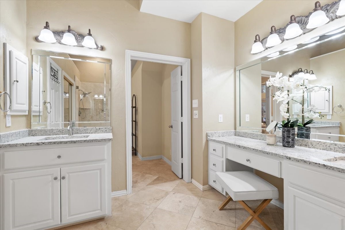2633 Shadow Hill Lane Plano TX 75093