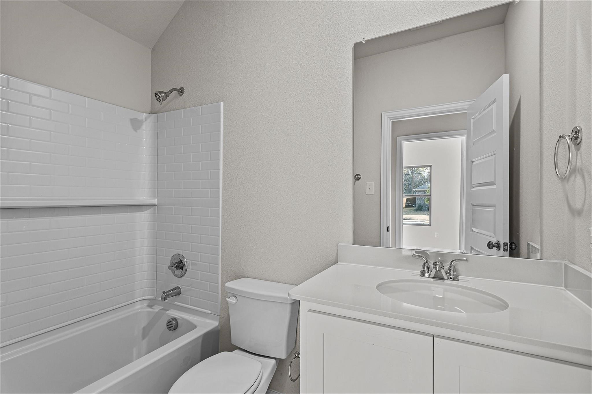512 Meadow Run Drive Van Alstyne TX 75495