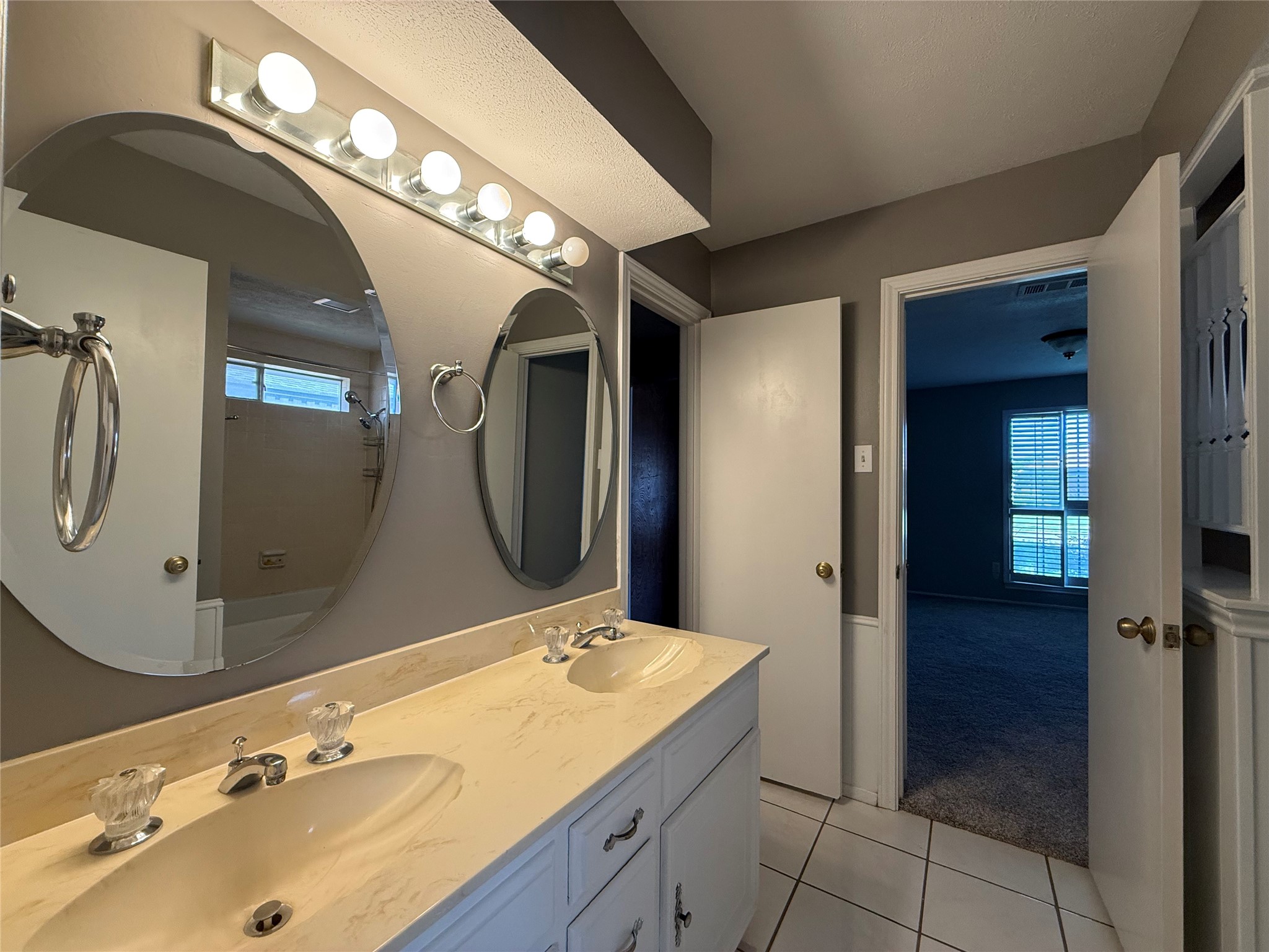 616 Tiffany Trail Richardson TX 75081