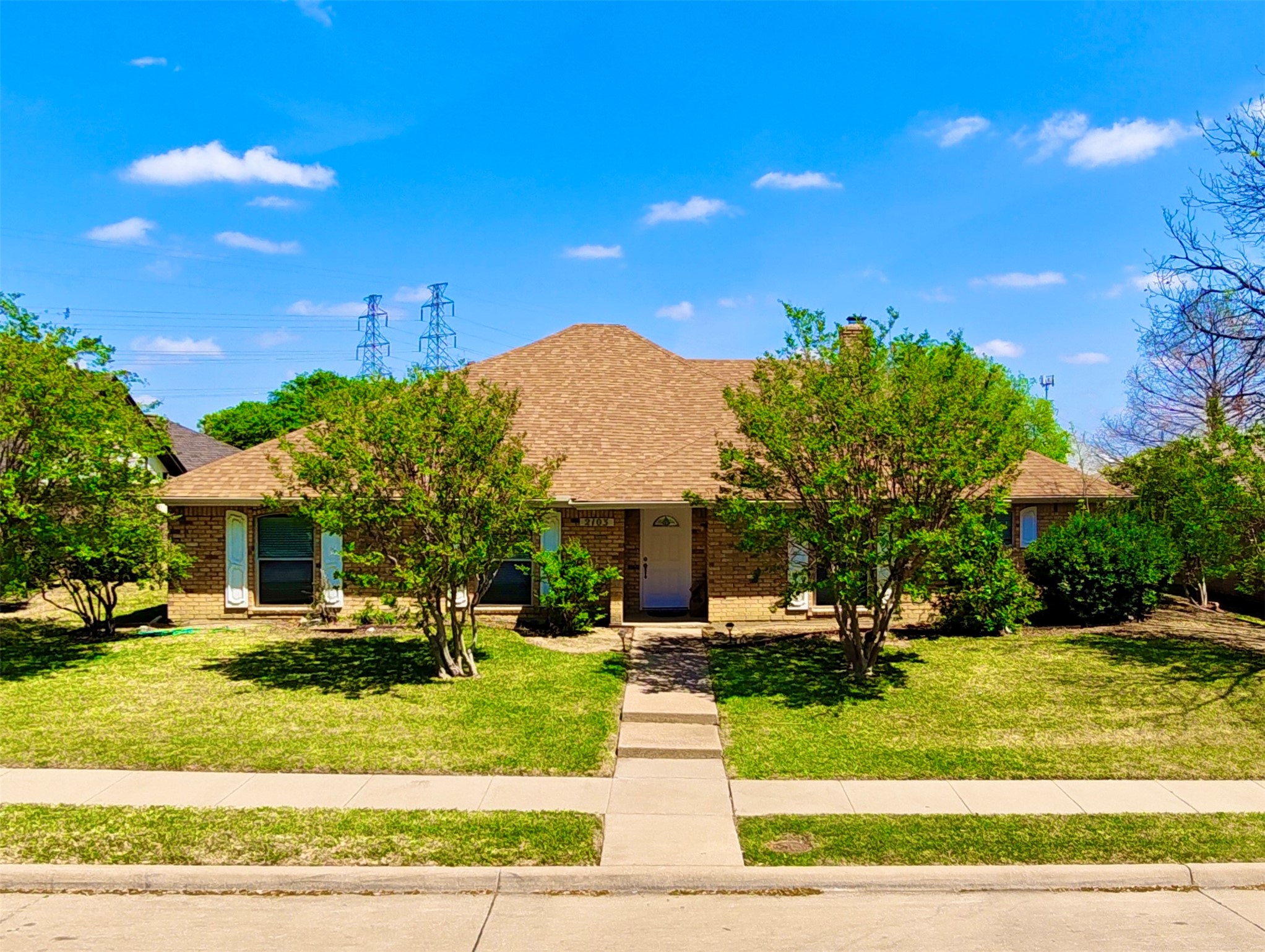 2103 Marin Carrollton TX 75006