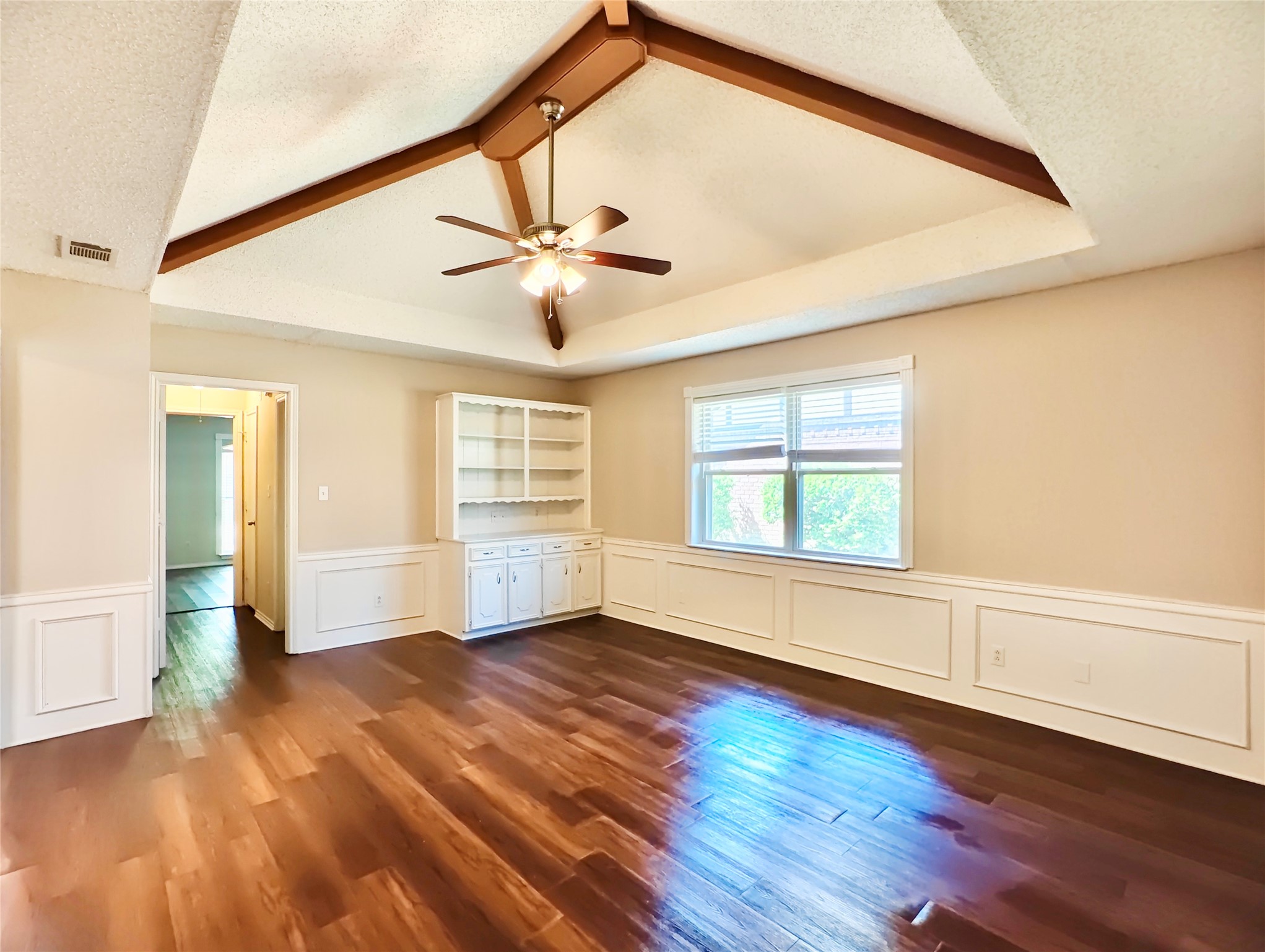2103 Marin Carrollton TX 75006
