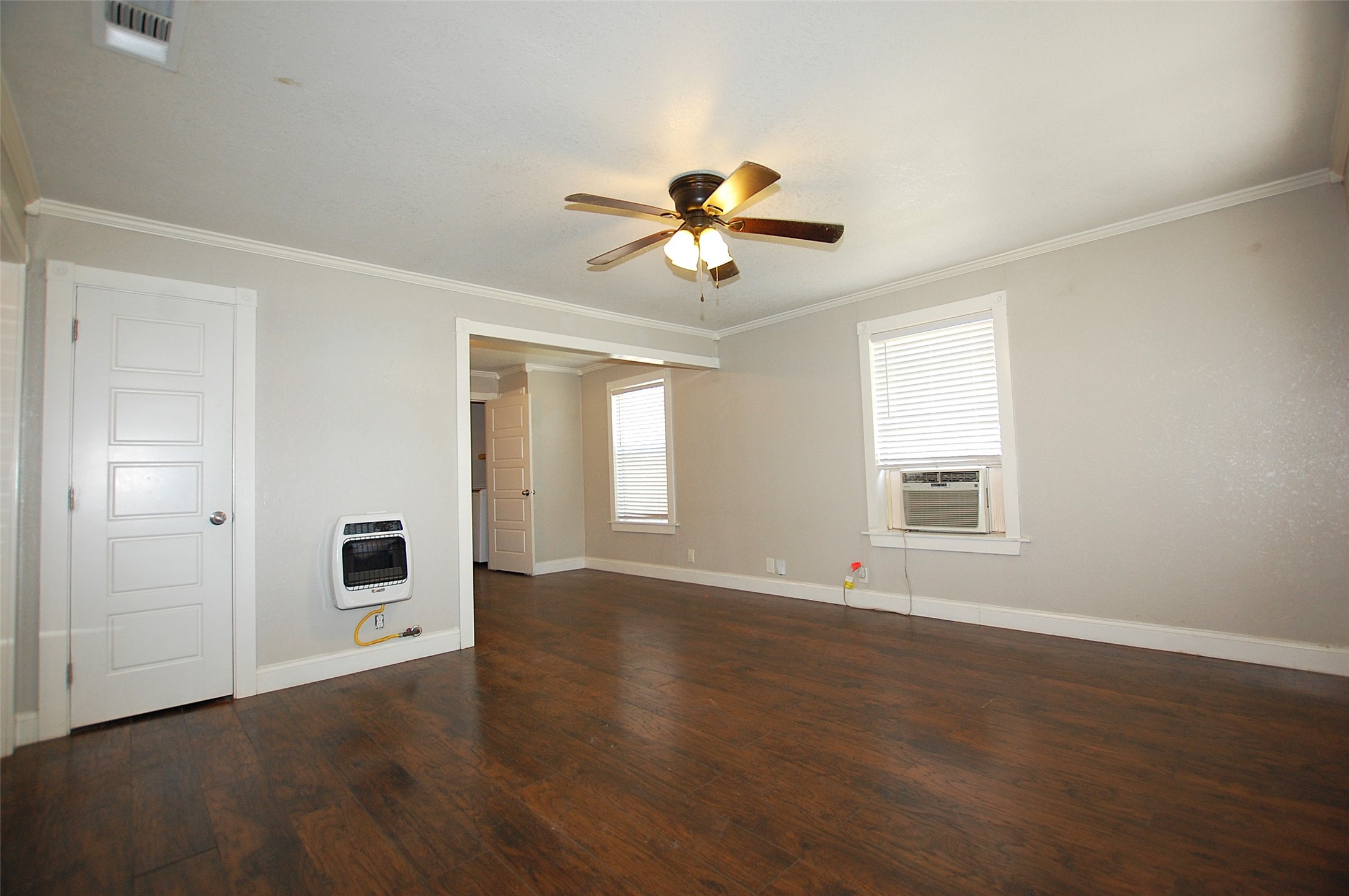 106 W Church Street Crandall TX 75114