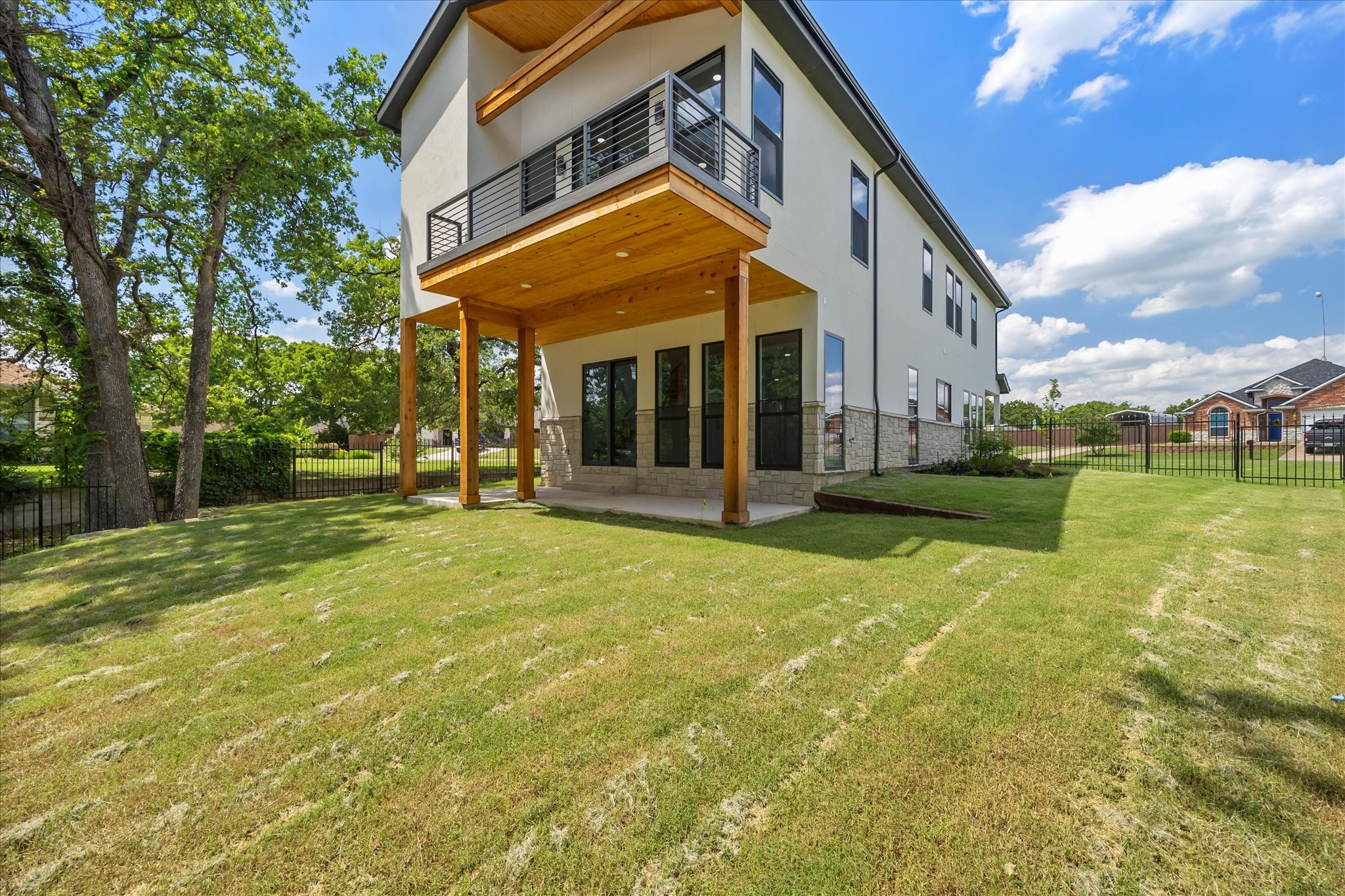 2811 Rodeo Drive Quinlan TX 75474