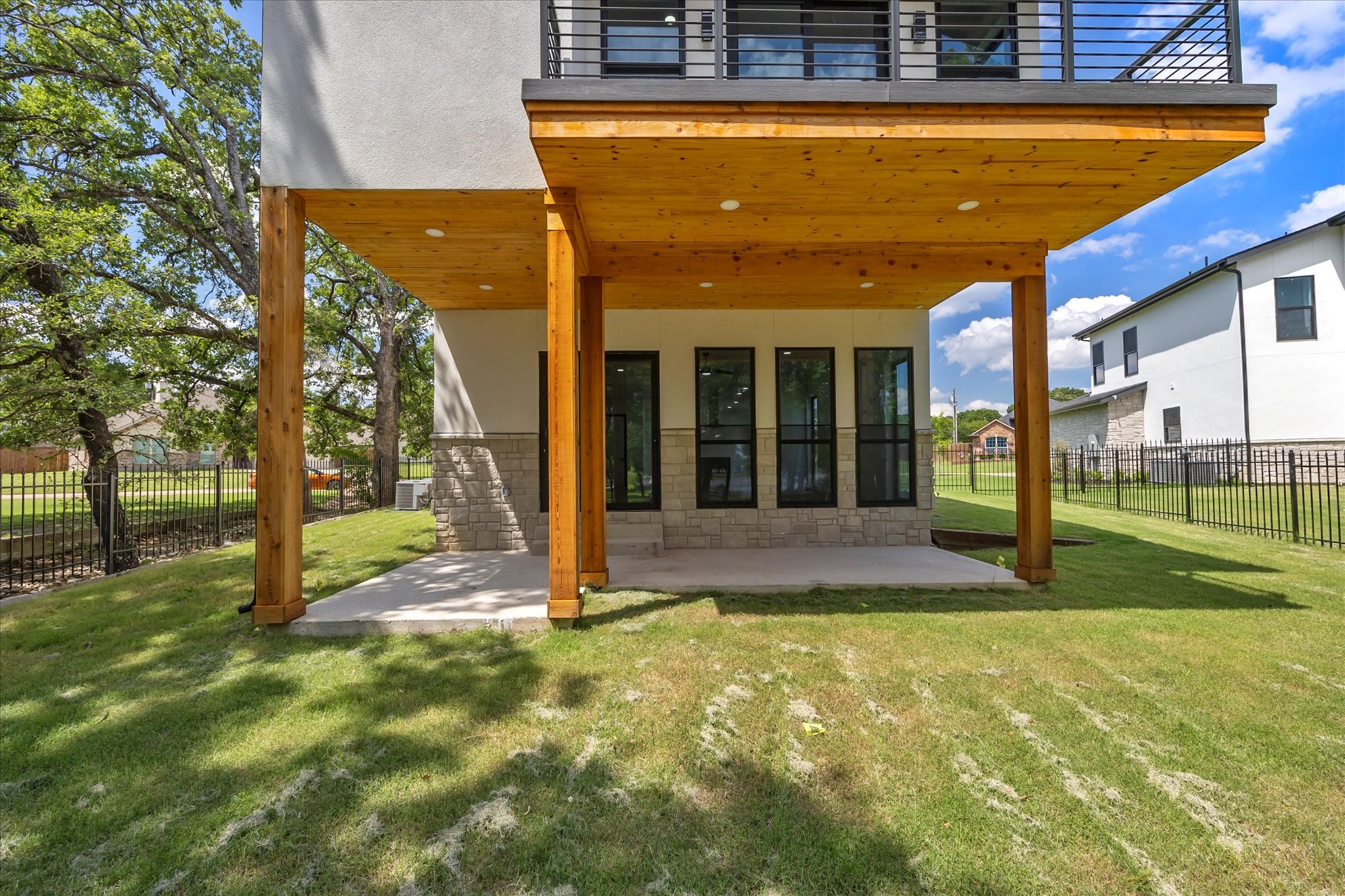 2811 Rodeo Drive Quinlan TX 75474