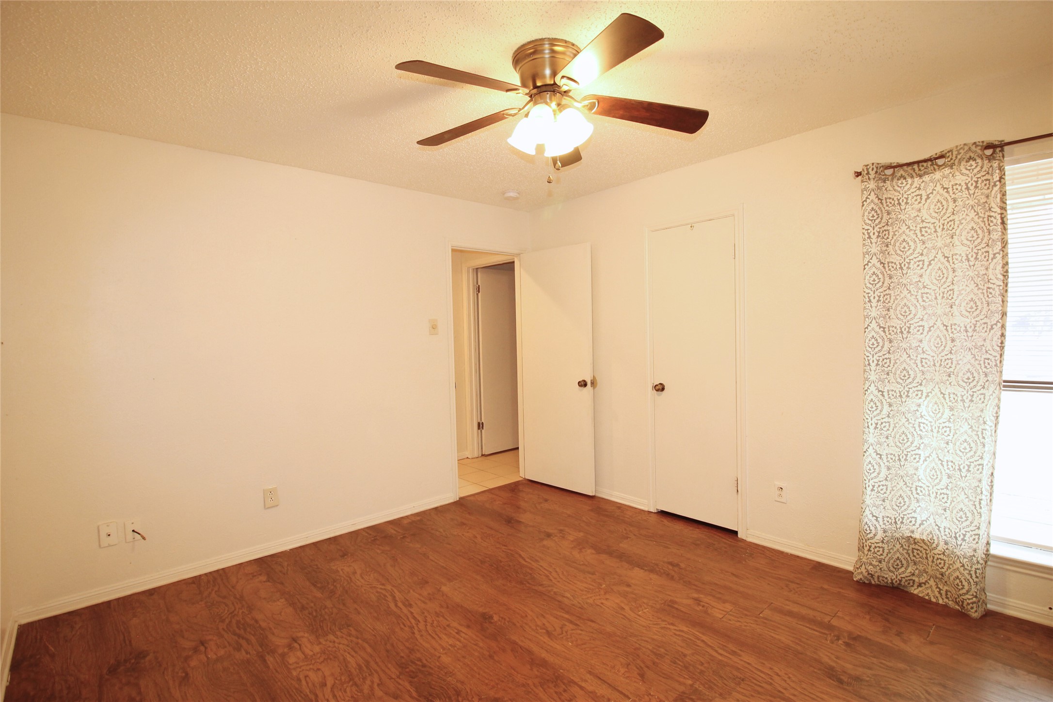 711 Dickey Drive Euless TX 76040