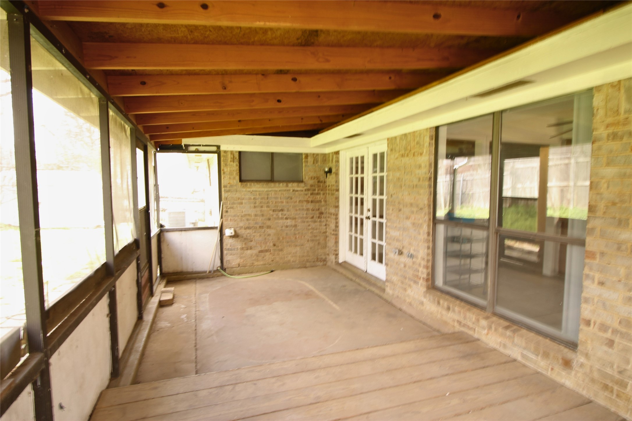 711 Dickey Drive Euless TX 76040