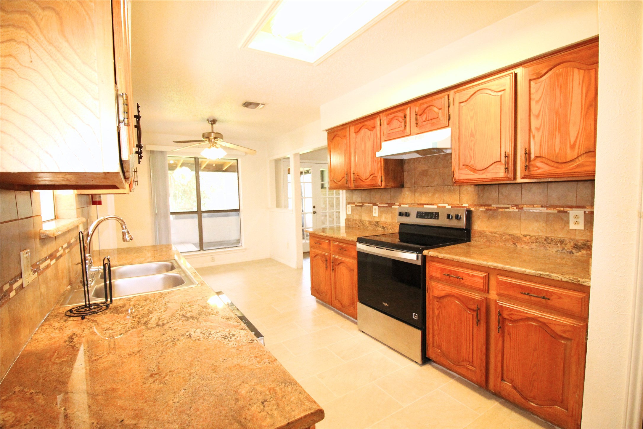 711 Dickey Drive Euless TX 76040