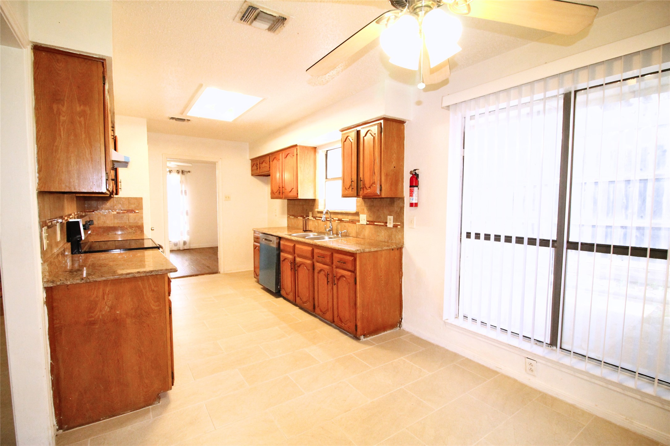 711 Dickey Drive Euless TX 76040