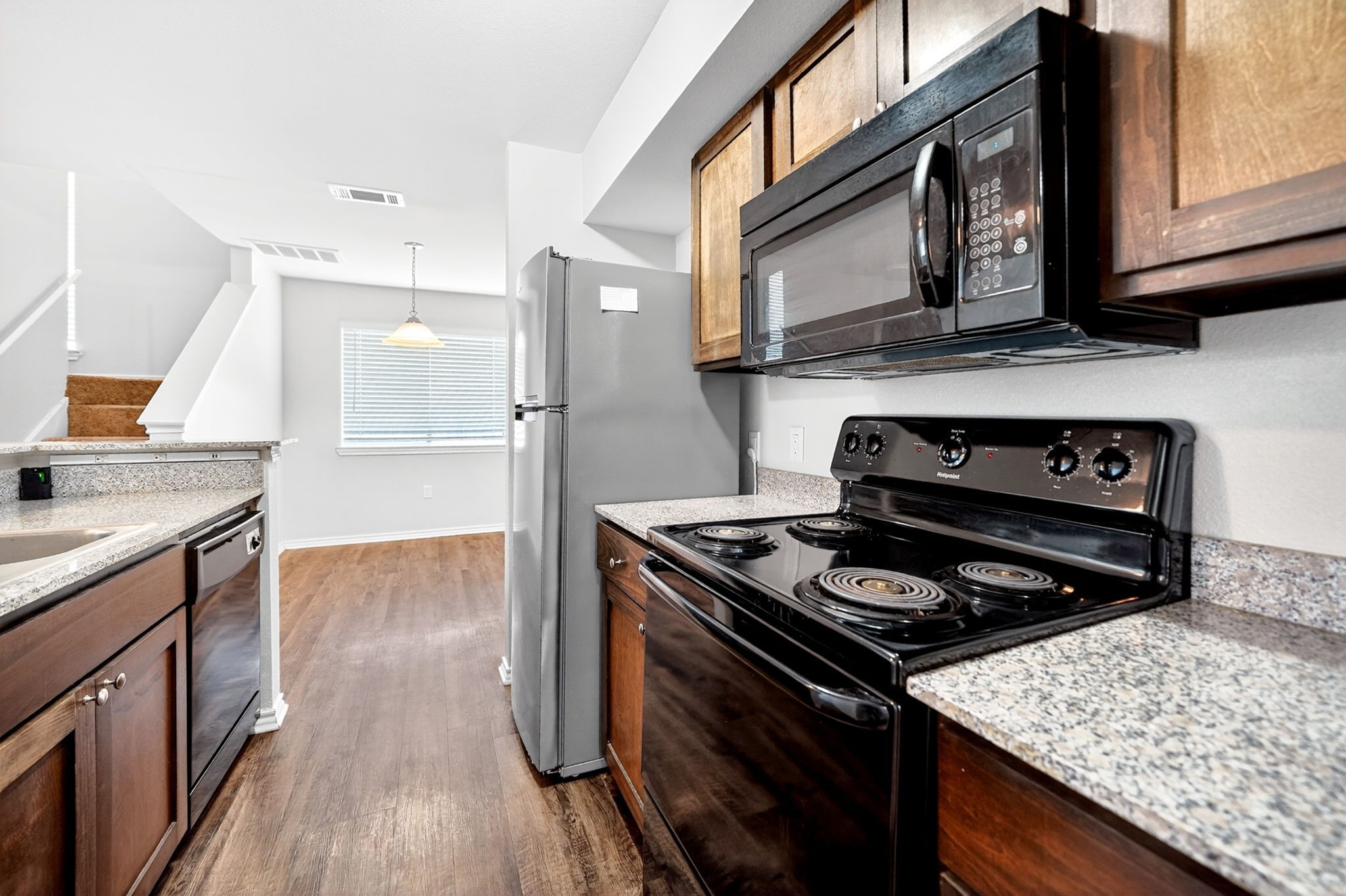9837 Walnut Street Dallas TX 75243