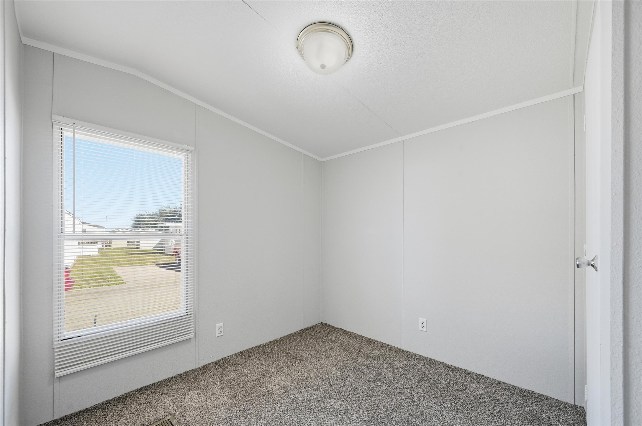 607 Keats Road Wilmer TX 75172