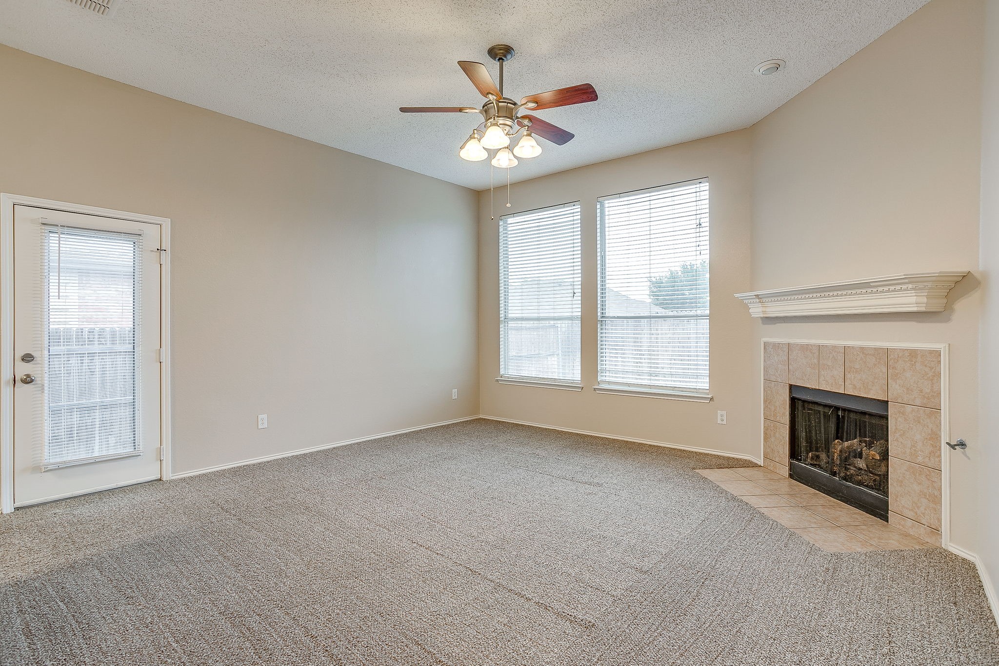 8136 Zion Trail Fort Worth TX 76137