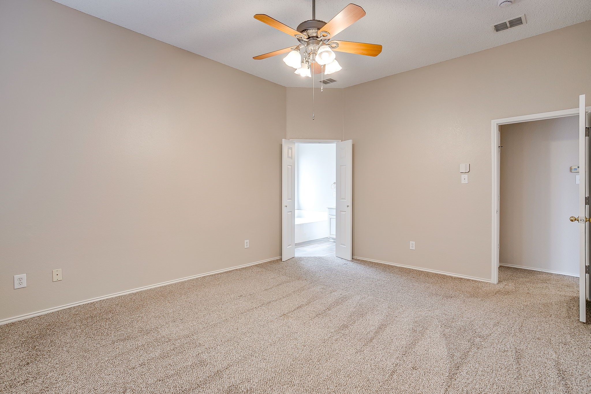 8136 Zion Trail Fort Worth TX 76137
