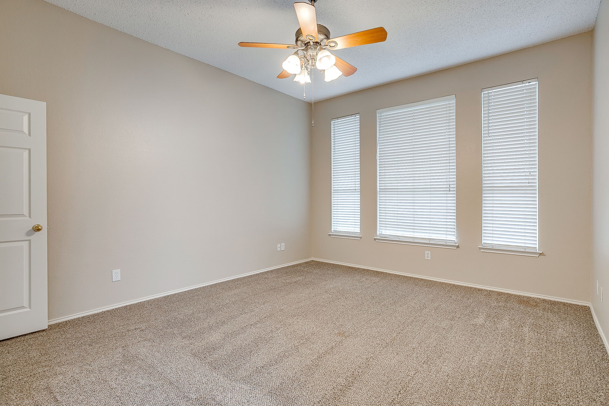8136 Zion Trail Fort Worth TX 76137