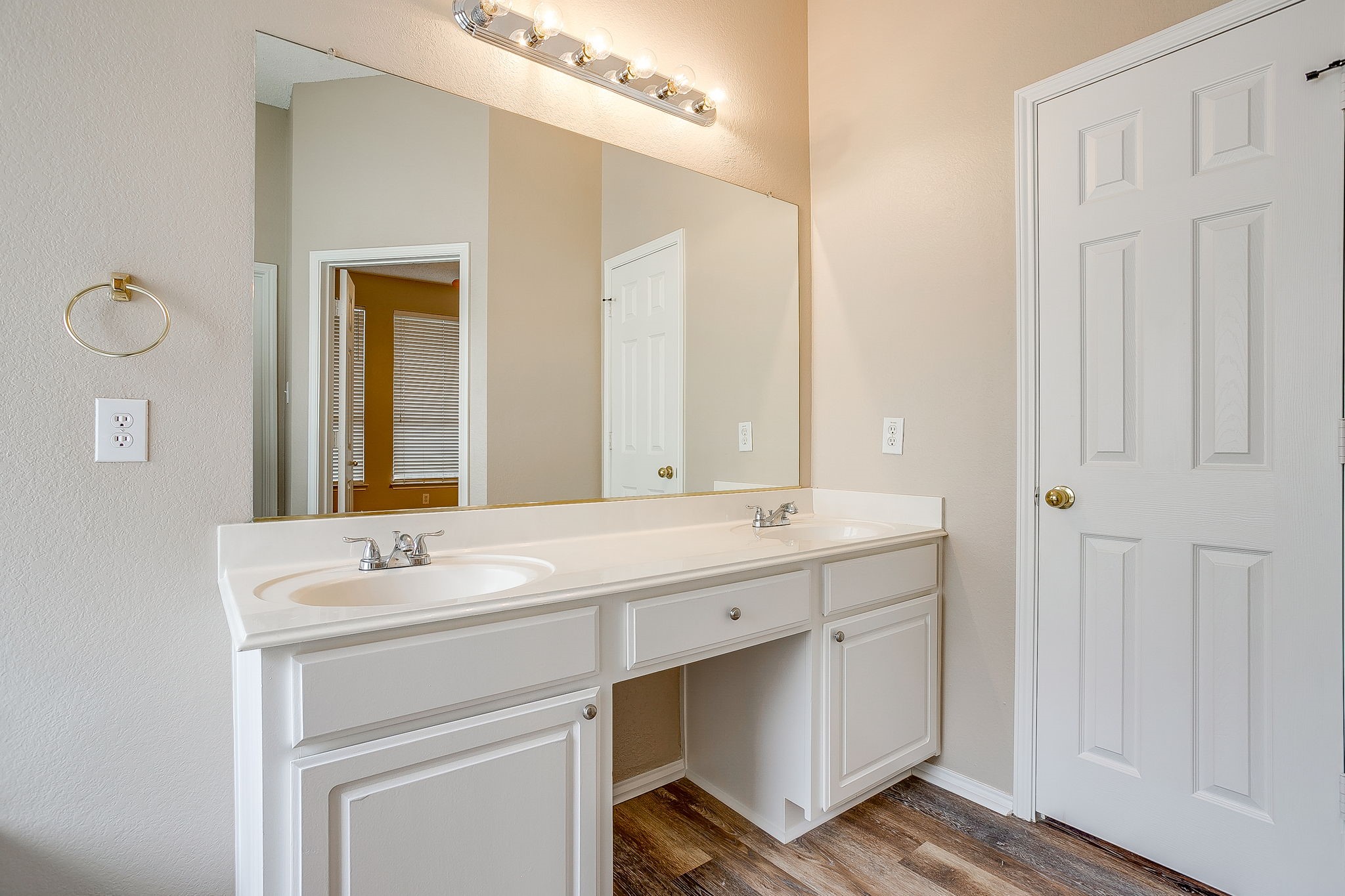 8136 Zion Trail Fort Worth TX 76137