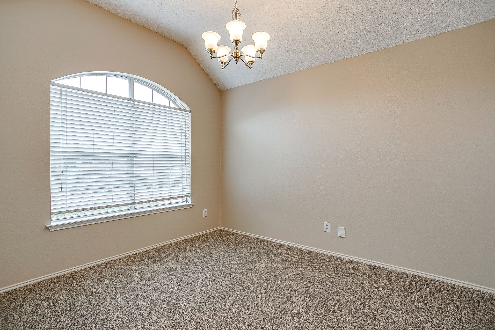8136 Zion Trail Fort Worth TX 76137