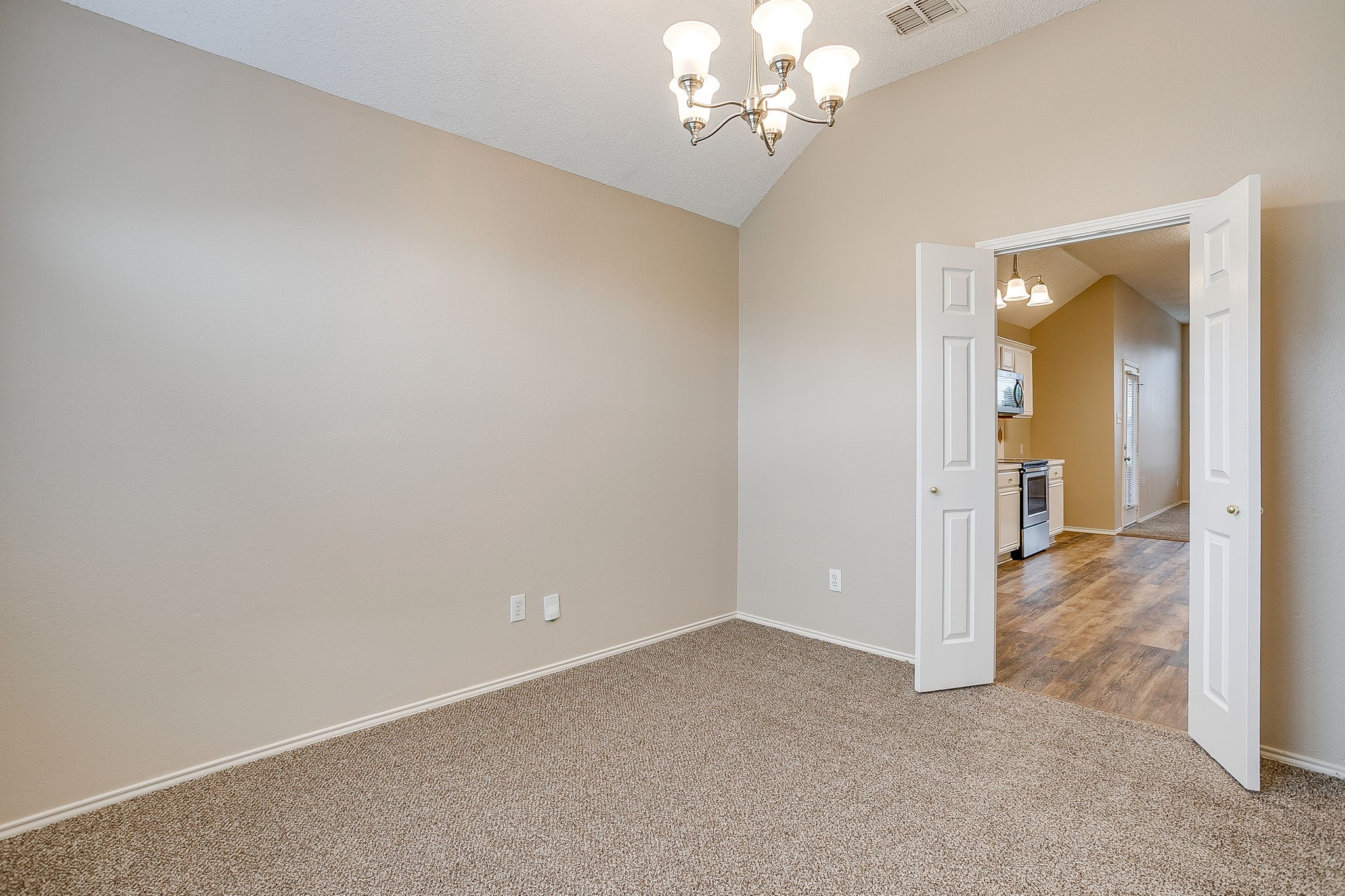 8136 Zion Trail Fort Worth TX 76137