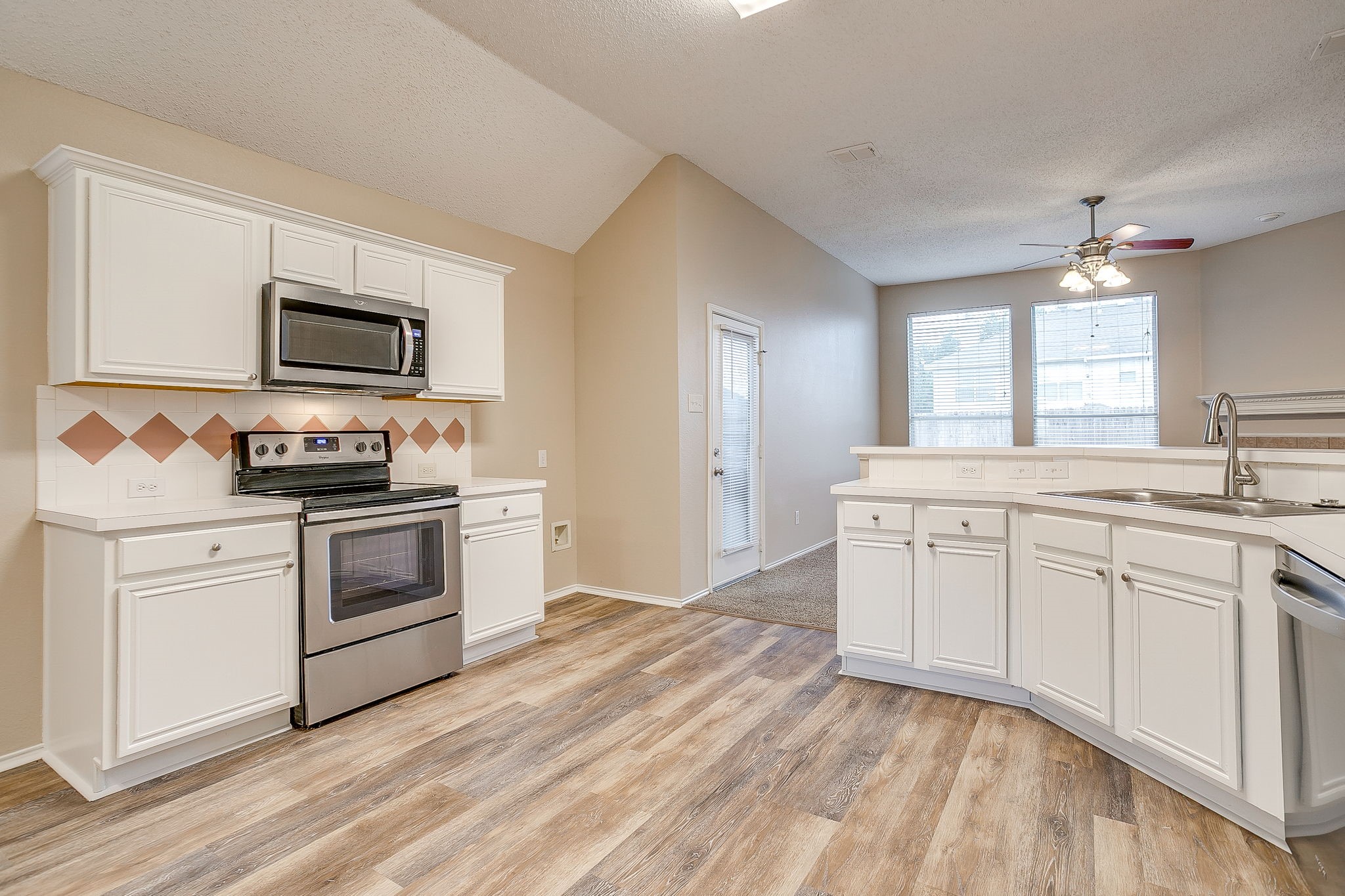 8136 Zion Trail Fort Worth TX 76137