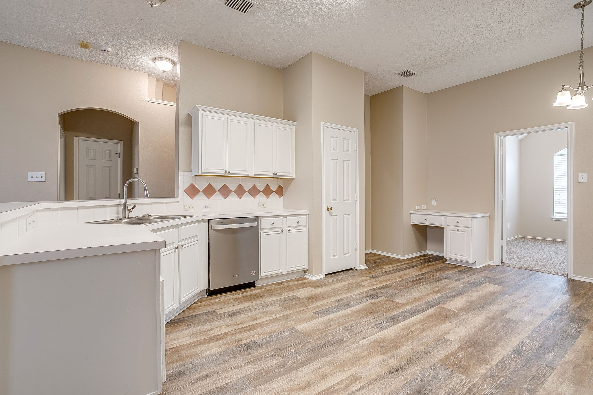 8136 Zion Trail Fort Worth TX 76137