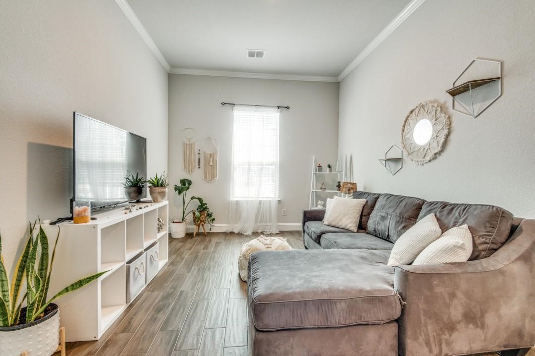 7223 Monet Lane Grand Prairie TX 75054