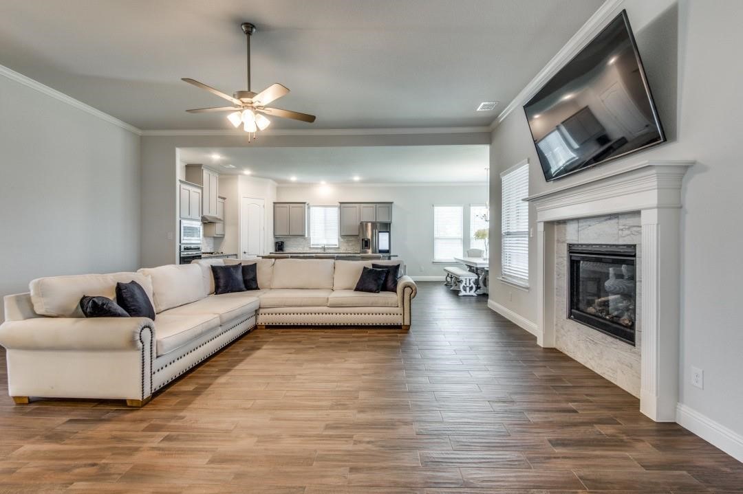 7223 Monet Lane Grand Prairie TX 75054