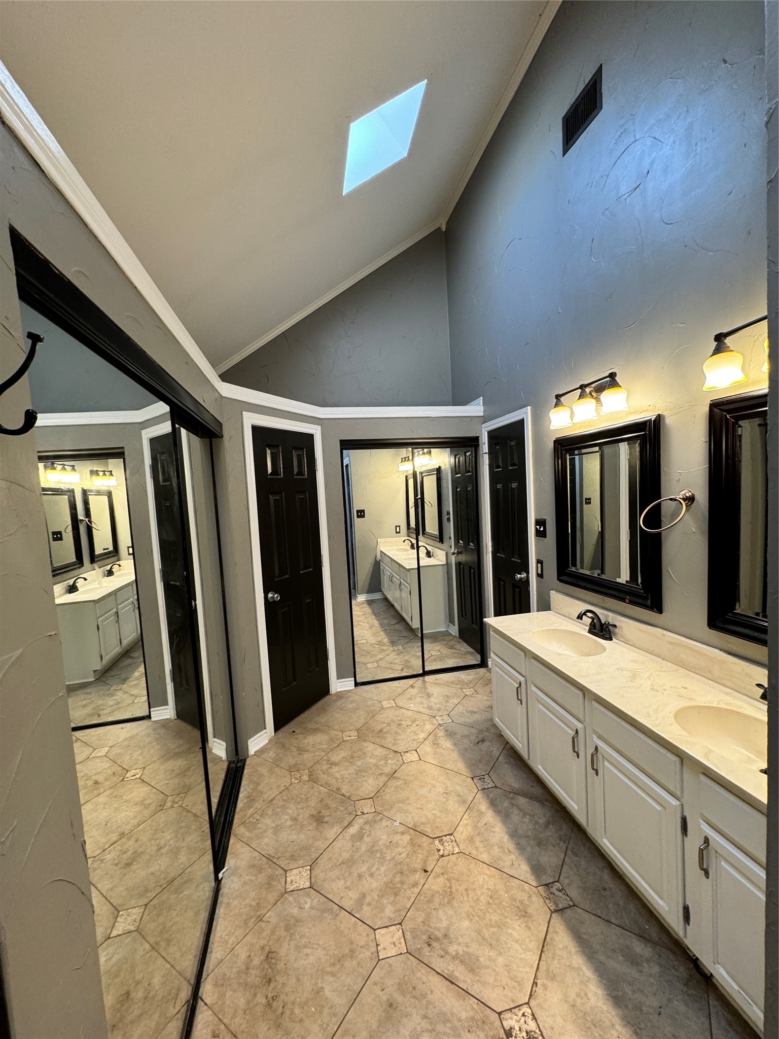 1508 Villars Street Dallas TX 75204