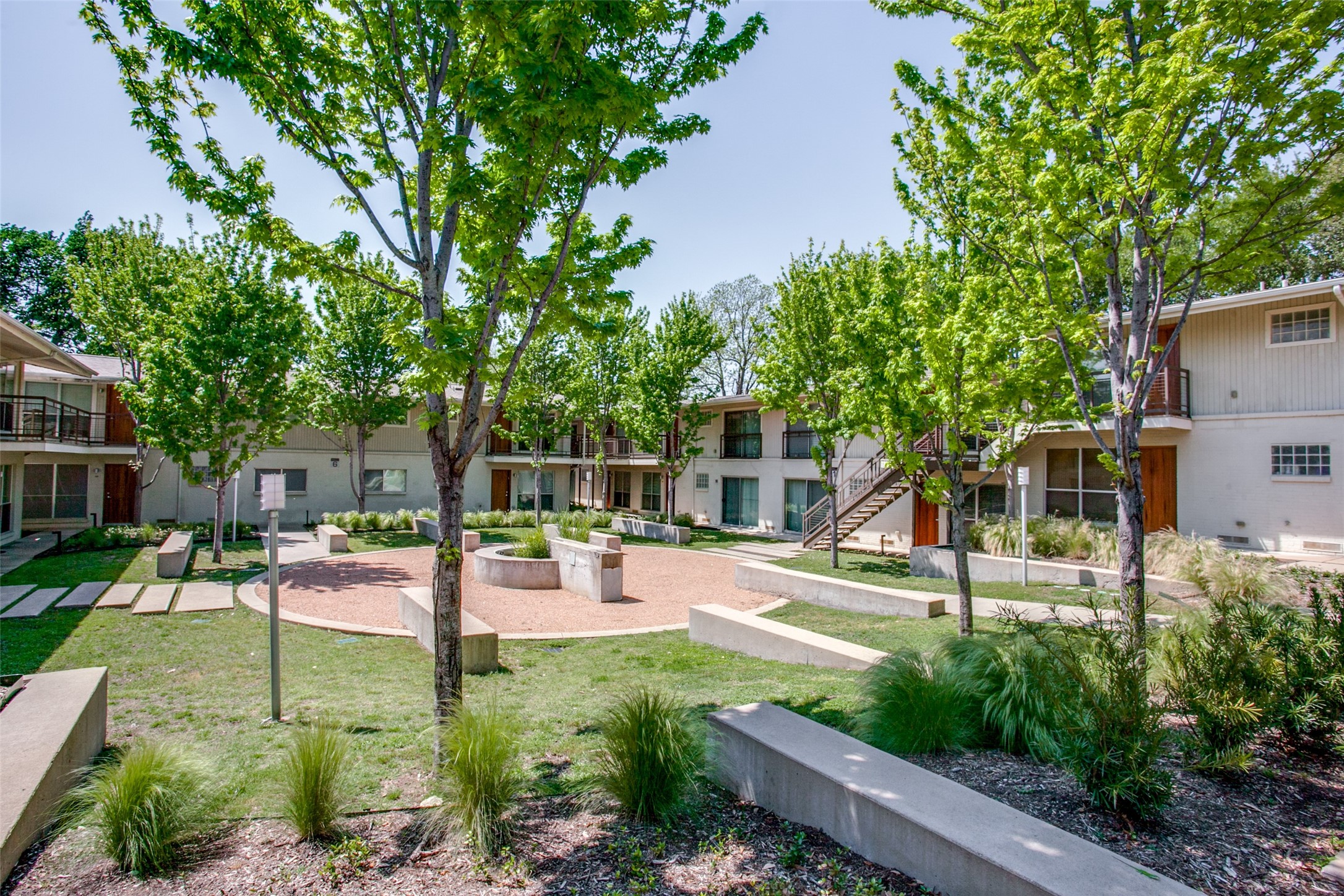 4616 W Lovers Lane Dallas TX 75209