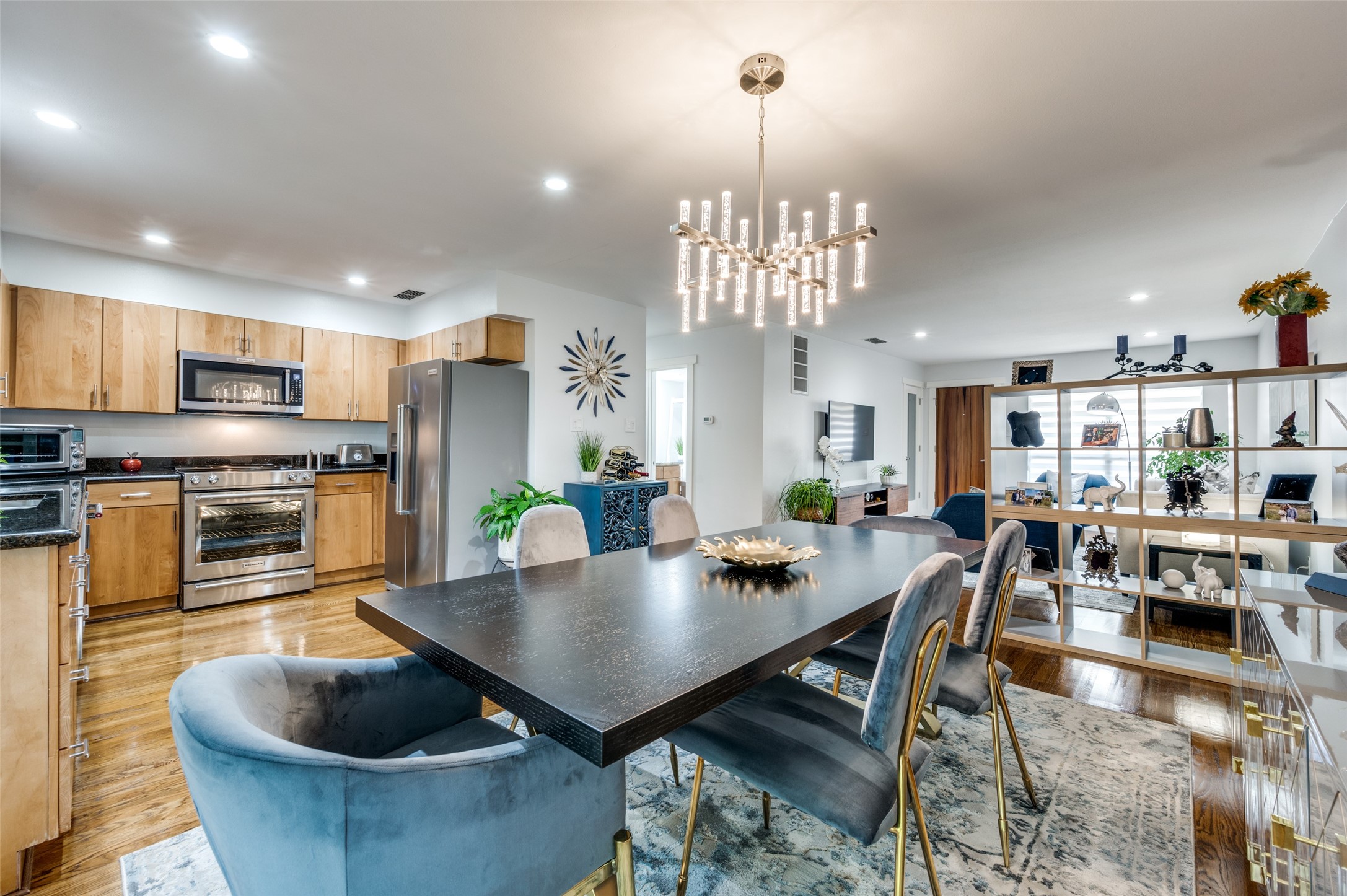 4616 W Lovers Lane Dallas TX 75209
