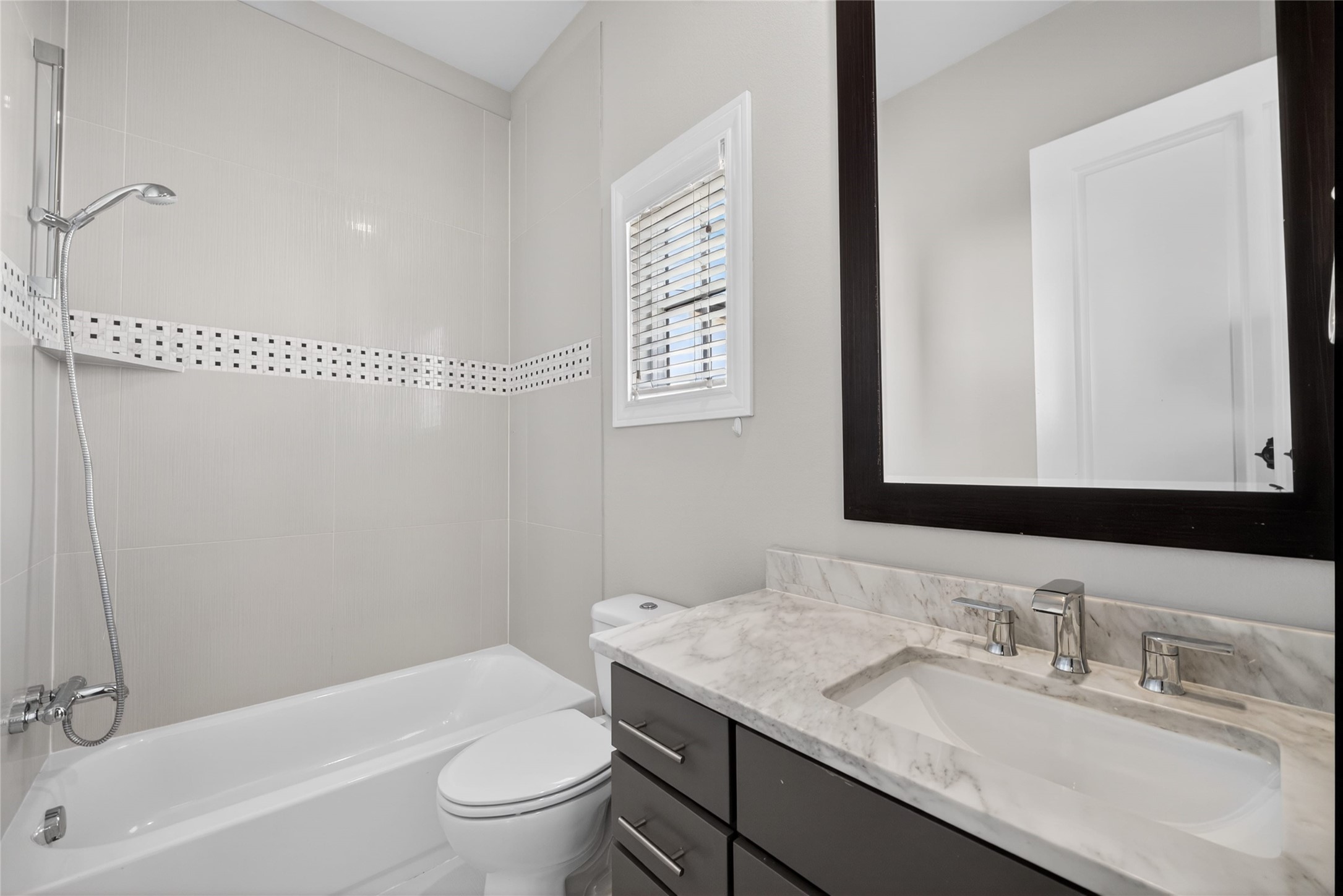 520 S Pearl Expressway S Dallas TX 75201